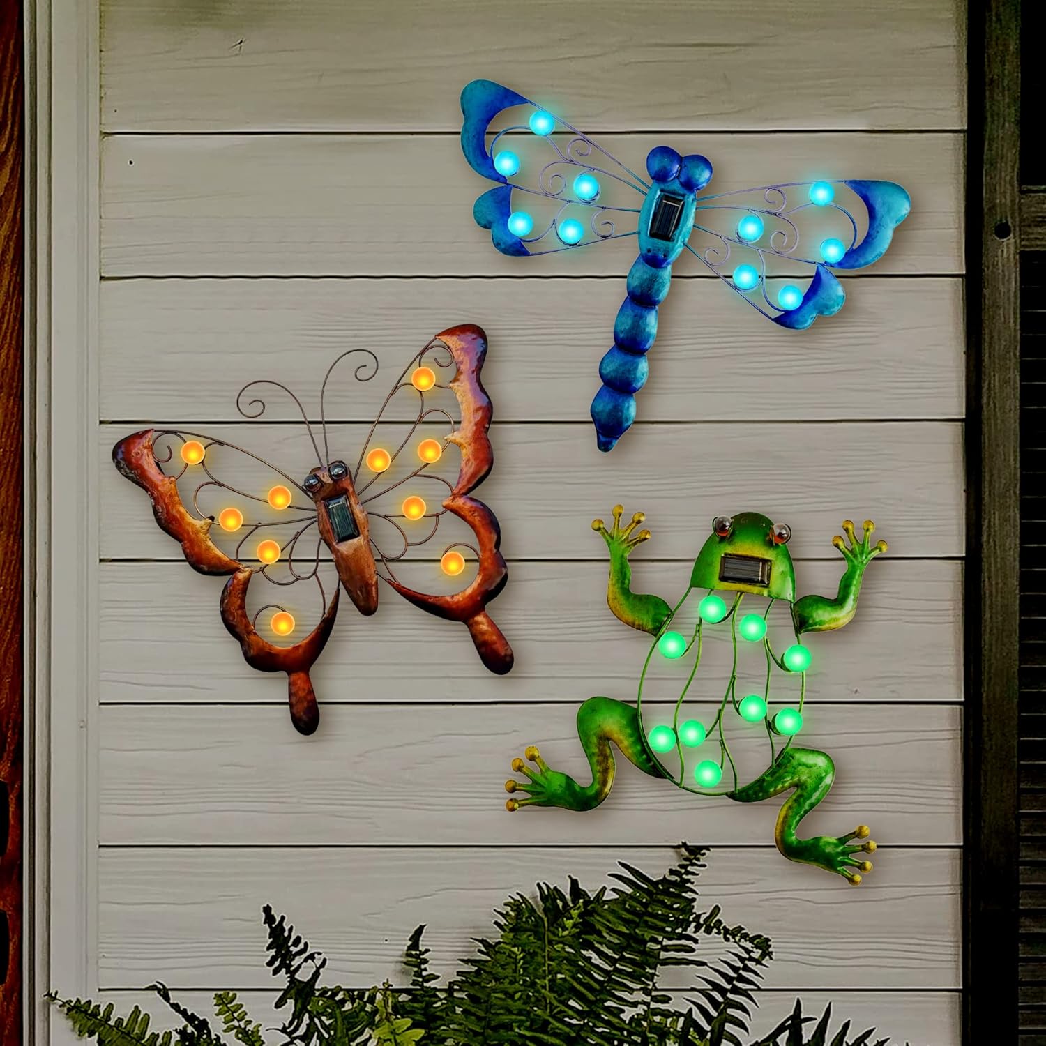 WAIU Metal Frog Solar Wall Art Decor, Waterproof Outdoor Garden Sculpture Light for Yard Fence Patio, 13 x 13 Inch