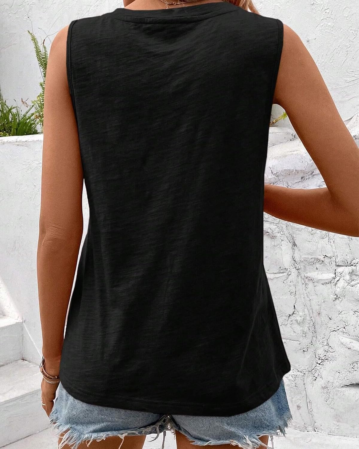 JTI Women's Summer Tank Top, V-Neck Sleeveless Tank Top for Women, Fashion Loose Fit Casual Basic with Pocket T Shirt - Image 3