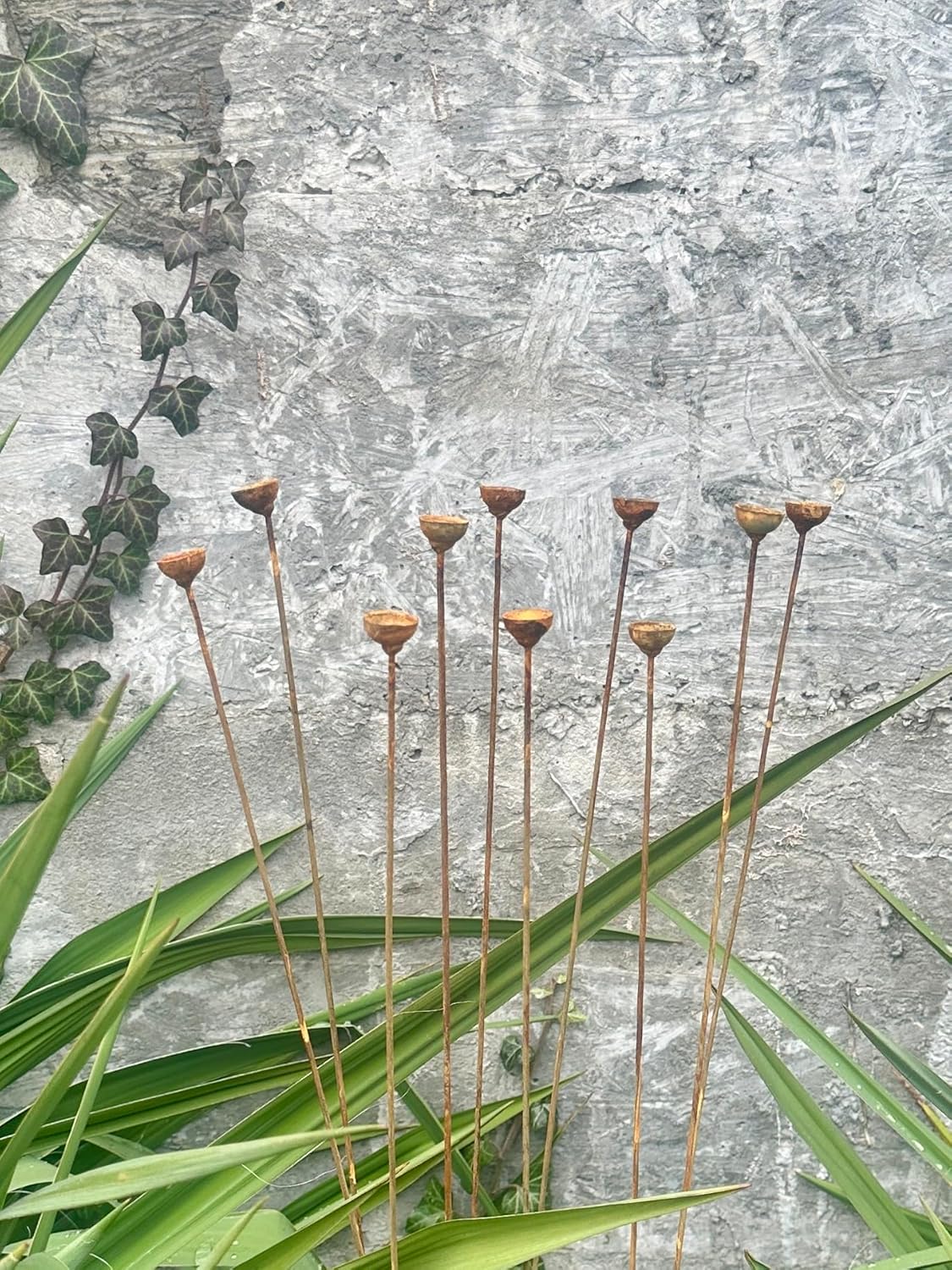 Rusty Tiny Flower Buds Set of 10, Garden Stakes Garden Decor, Rusty Metal rain Catchers