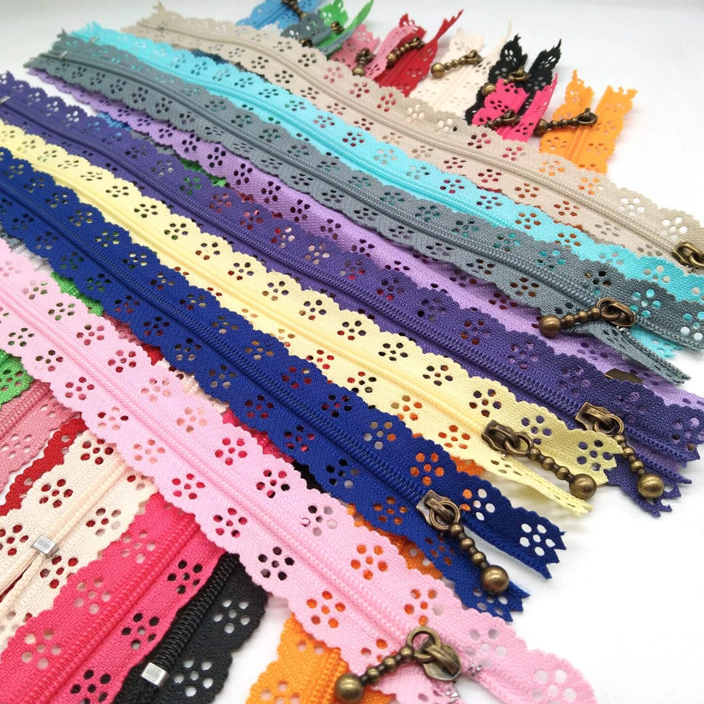 LNKA Lace Zippers 20CM(7.8inch) Novelty 20pcs/Pack 3# End Zipper DIY Nylon Coil Flower Zipper for DIY Sewing Dress Tailor Craft Bed Bag Random Color