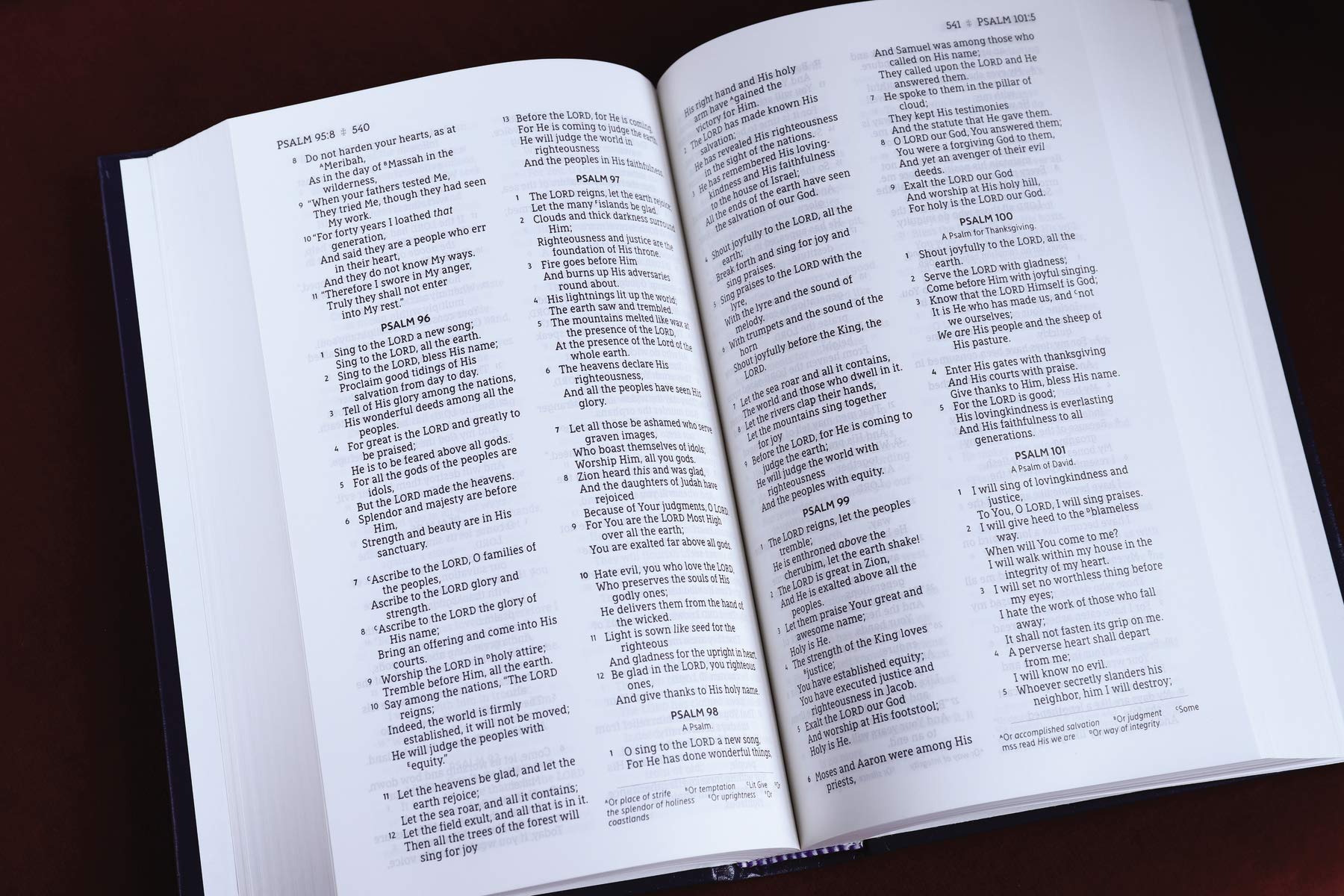 Nasb, Pew and Worship Bible, Hardcover, Black, 1995 Text, Comfort Print