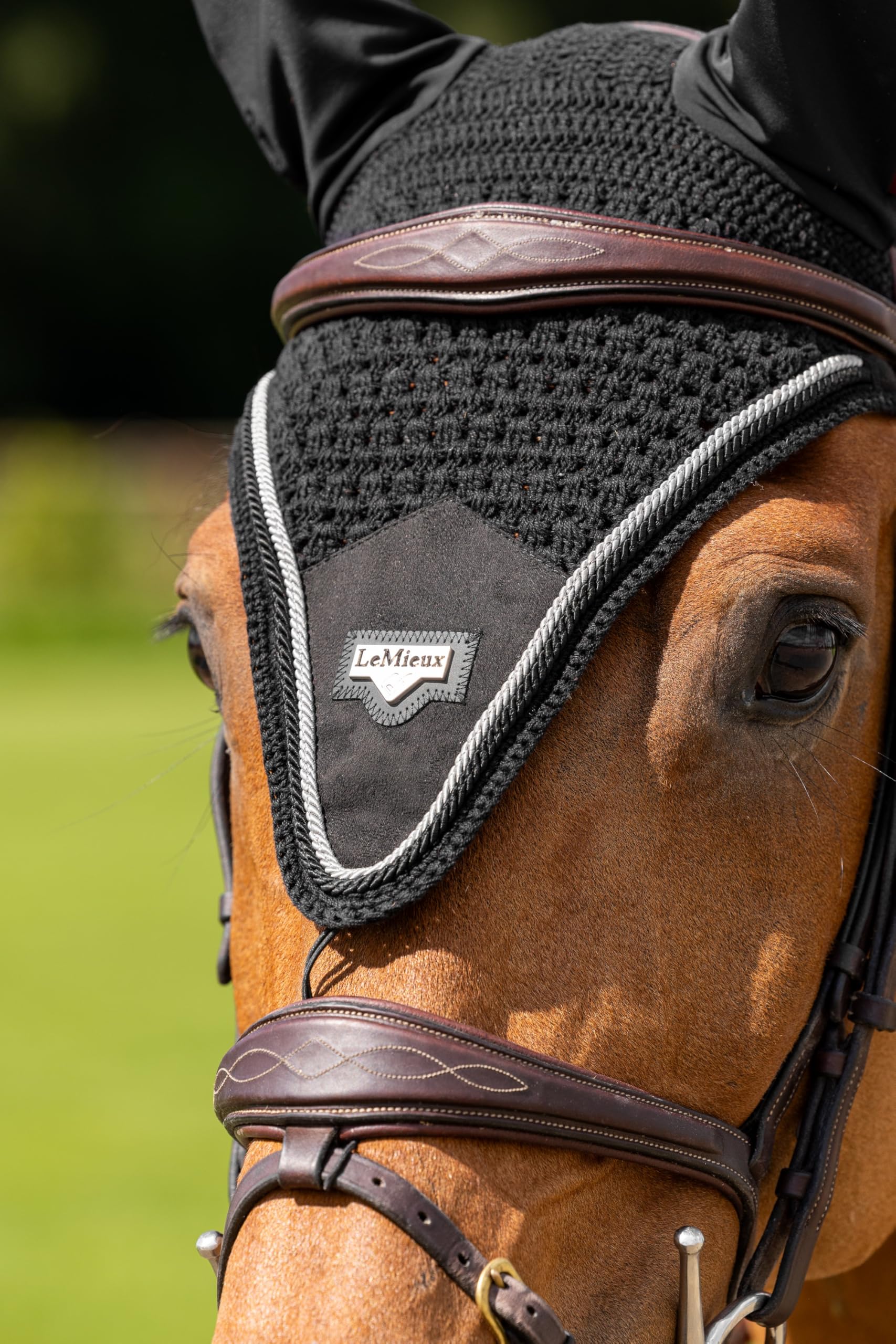 LeMieux Puissance Ear Bonnet with Soft Lycra Ears - Close Knit Crochet - Comfortable Fit Equestrian Mask - Sport Horse Wear Fly Protection - Black - Large