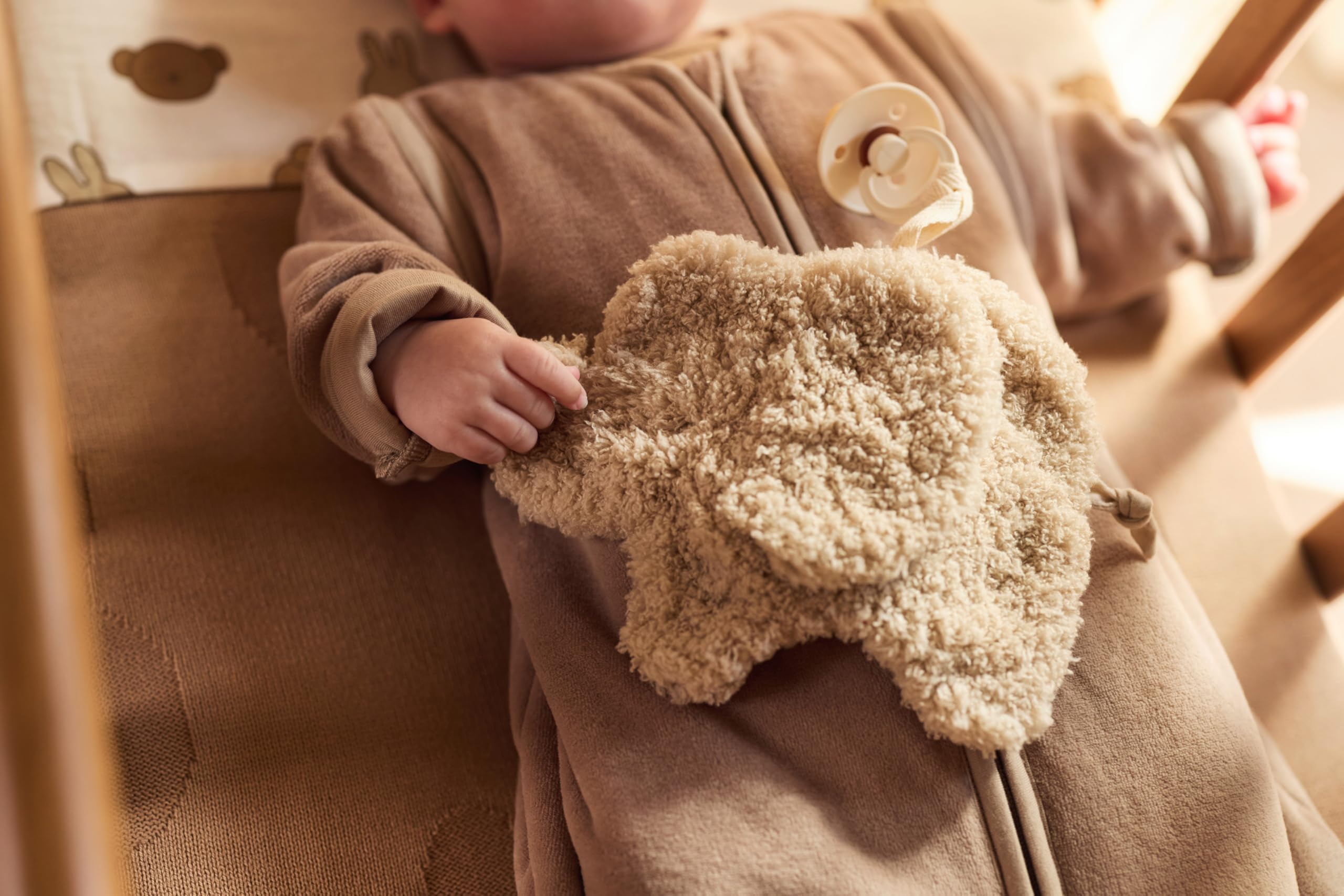 Jollein Saco de Dormir para bebé - 70 cm - Velvet - Algodón - 2.0 TOG - Sin Mangas - Certificado Oeko-Tex - Saco de Dormir para bebé - para Primavera y otoño - Milky Coffee