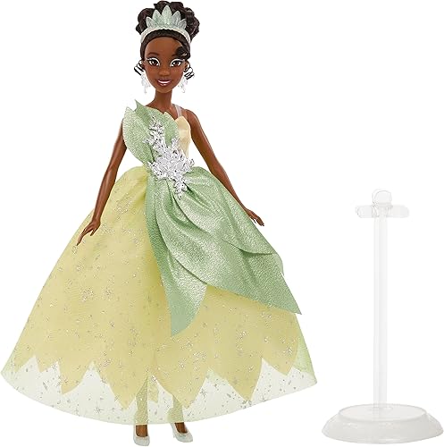 Miniatura 5 de Mattel Juguetes de princesa Disney, muñeca Tiana coleccionista que celebra los 100 años de maravilla de Disney, inspirada en la película La princesa
