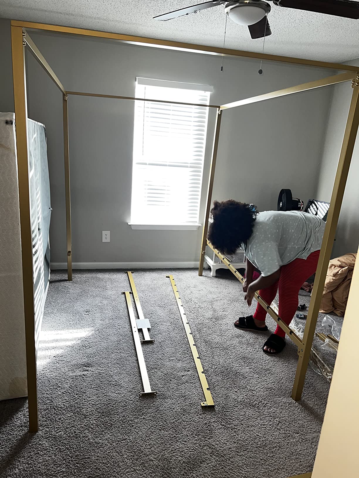 30/mo Finance ZINUS Patricia Gold Metal Canopy Platform Bed Frame