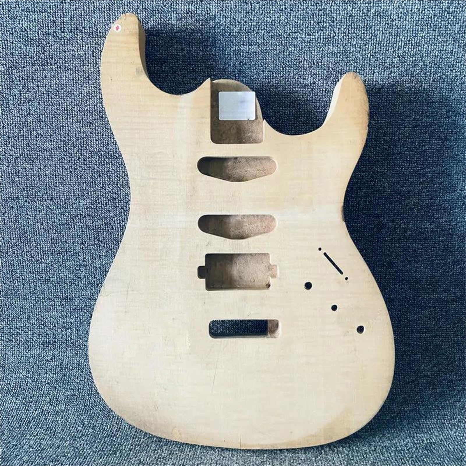 Natürlicher E Gitarrenkorpus Massive Decke Langlebig
