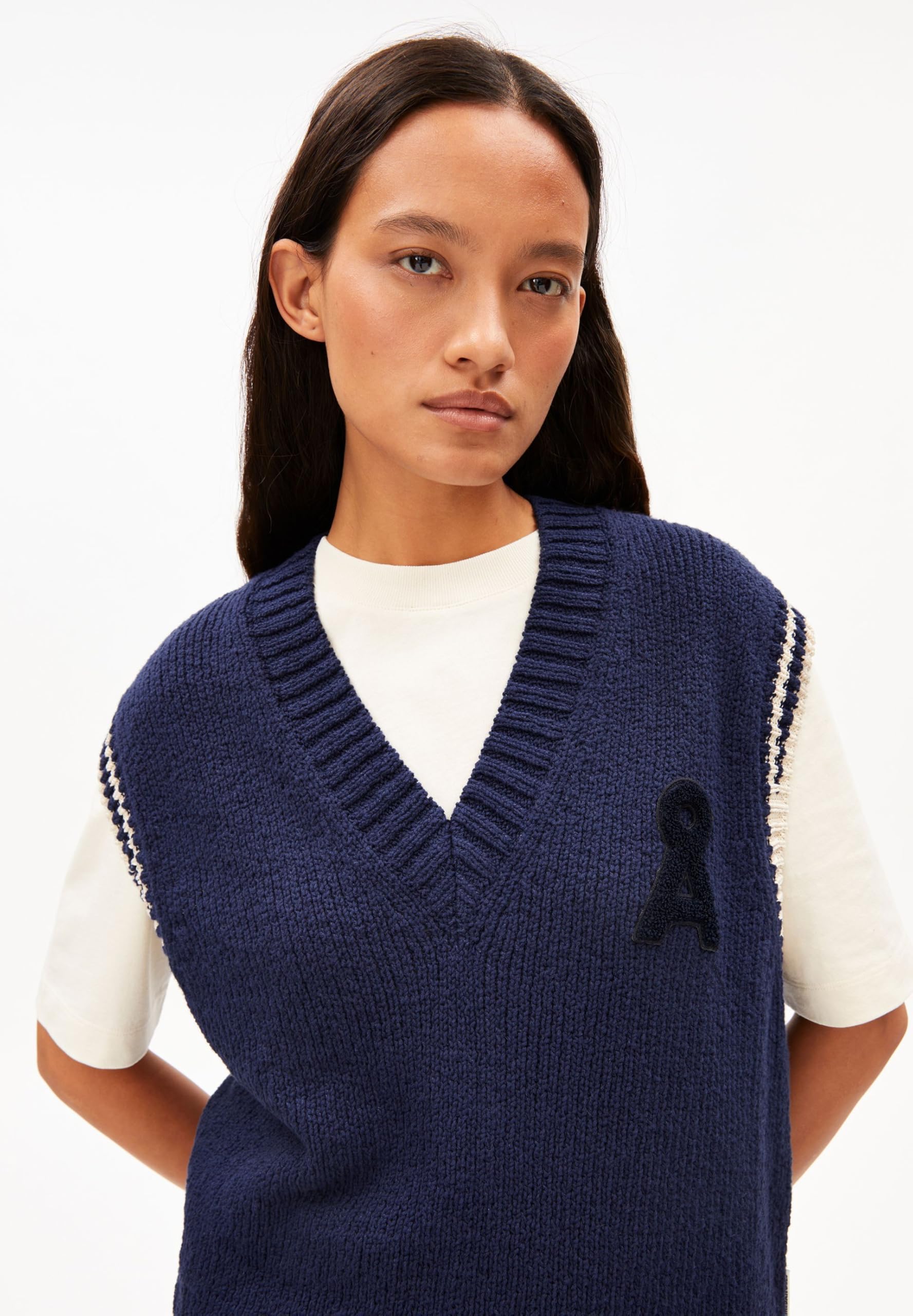 ARMEDANGELS Damen Pullunder aus Bio-Baumwoll-Mix Iconic Å College Loose Fit