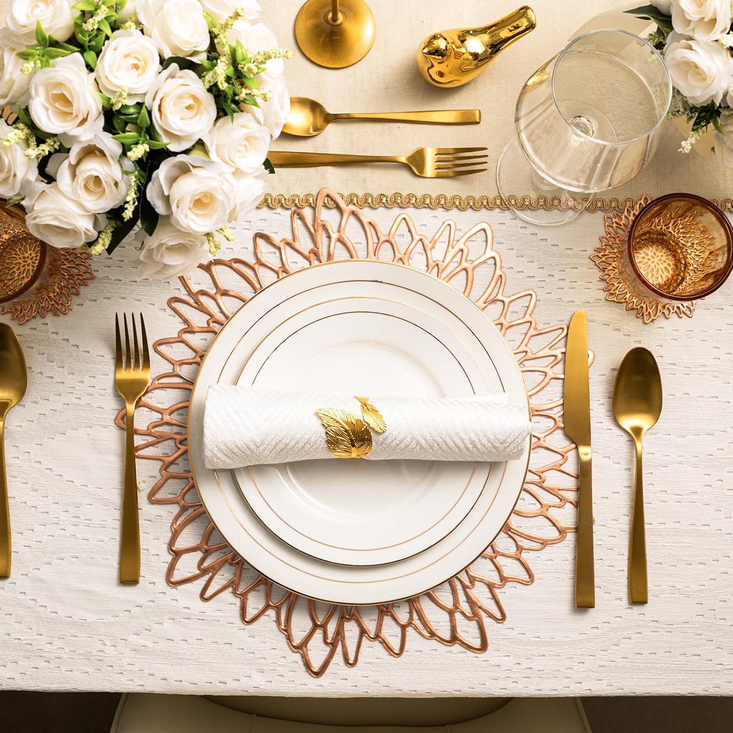 Placemats Set of 8 Charger Plates Place Mats Rose Gold Round Placemats & 8 Pcs Coasters Table Mats Modern Holiday Wipeable Vinyl Placemats Farmhouse Christmas Wedding Dining Table Decor Setting