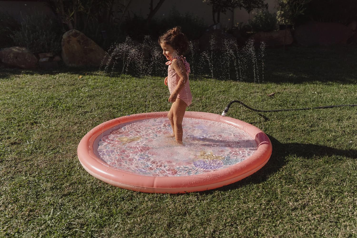 Little Dutch Kinder Sprinkler Wasser Spielmatte - Wasserspielzeug Kinder - 150 cm - Spielzeug für Draußen - Sprinklerauflage - für Mädchen ab 2 Jahre - Dreamy Mermaid rosa