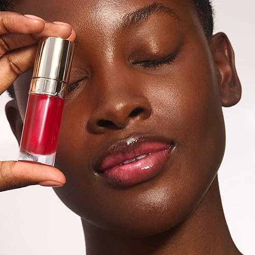 Vista 44 de Clarins Lip Comfort Oil Aceite de labios hidratante, nutritivo e hidratante Acabado transparente y de alto brillo Calma, reconforta y protege