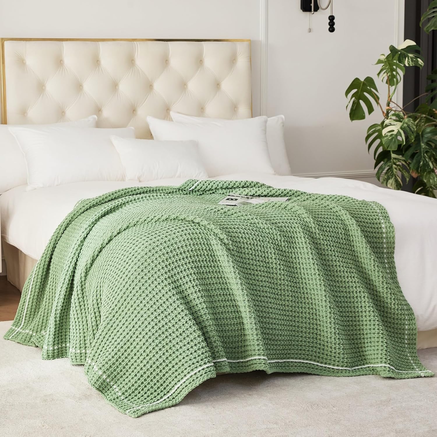 WESHIONGOO Throw Blanket for Couch Soft Knit Throw Blanket with Chenille Yarn Non-Shedding, Chenille Blanket for Living Room Bed Sofa(Sage Green, 50"*60")