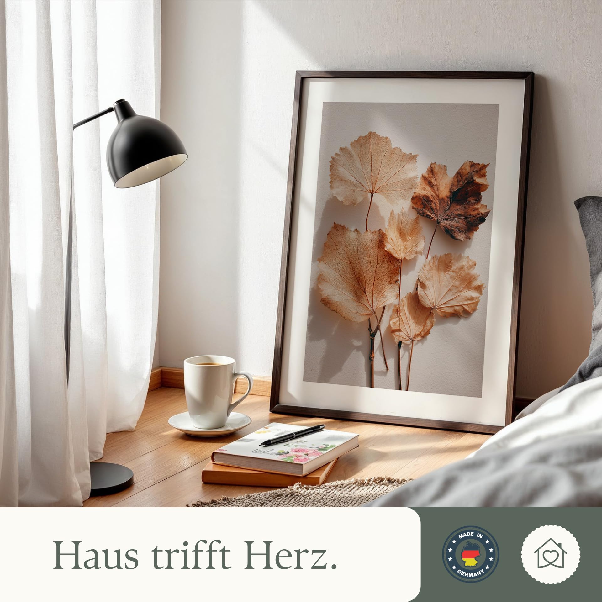 MJ-GRAPHICS® Herbstblätter Poster Wandbild Natur Fine Art Boho Skandi Stil Deko für Flur oder Wohnzimmer – A2 Poster mit Rahmen Holz Natur