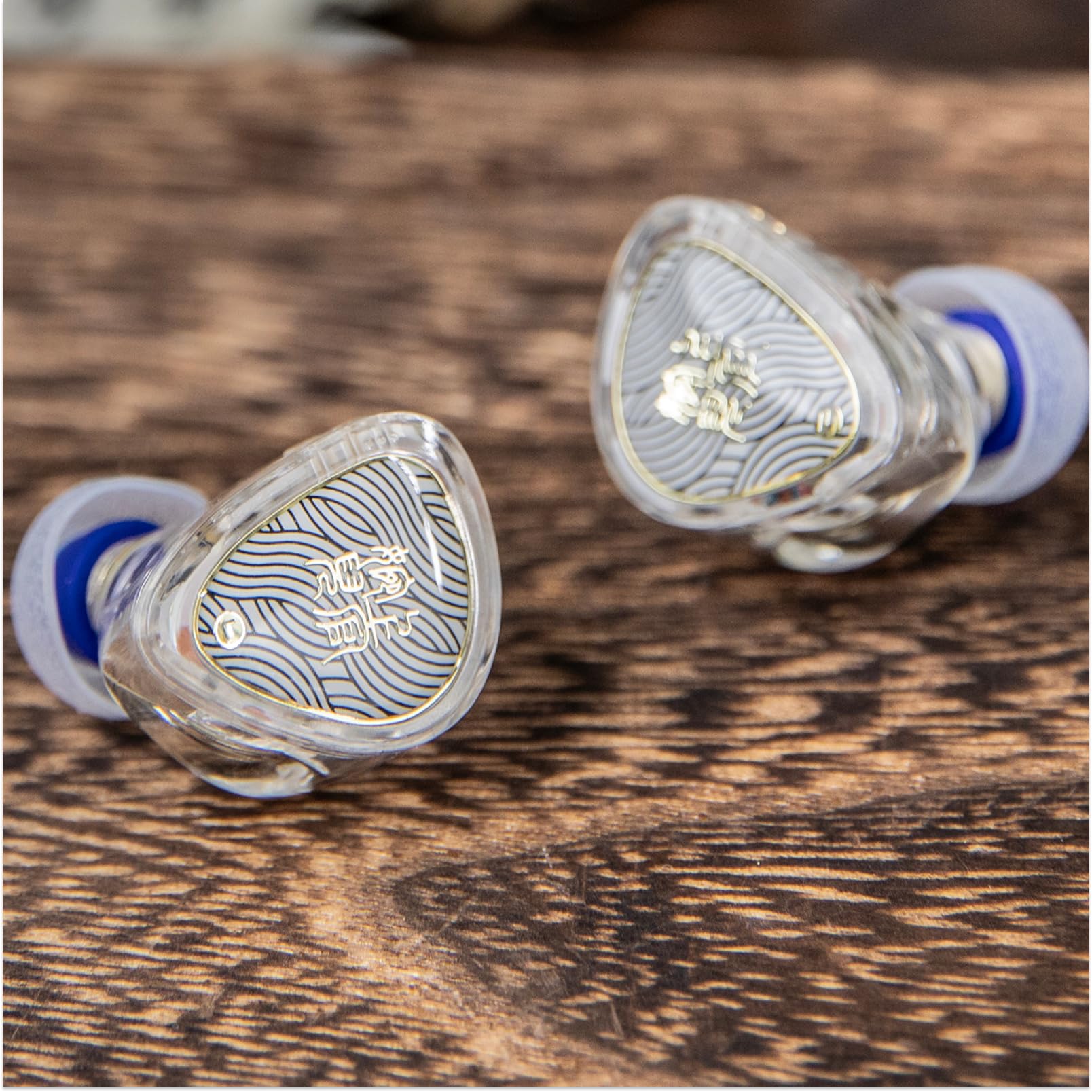 Linsoul TANGZU Wan'er S.G II Monitor In Ear,HiFi Auriculares,Driver Dinámico de 10mm Diafragma Pet Gaming IEM Audifonos con 2Pin Cable OFC Desmontable para Audiófilo Músico(Blanco,3.5mm)