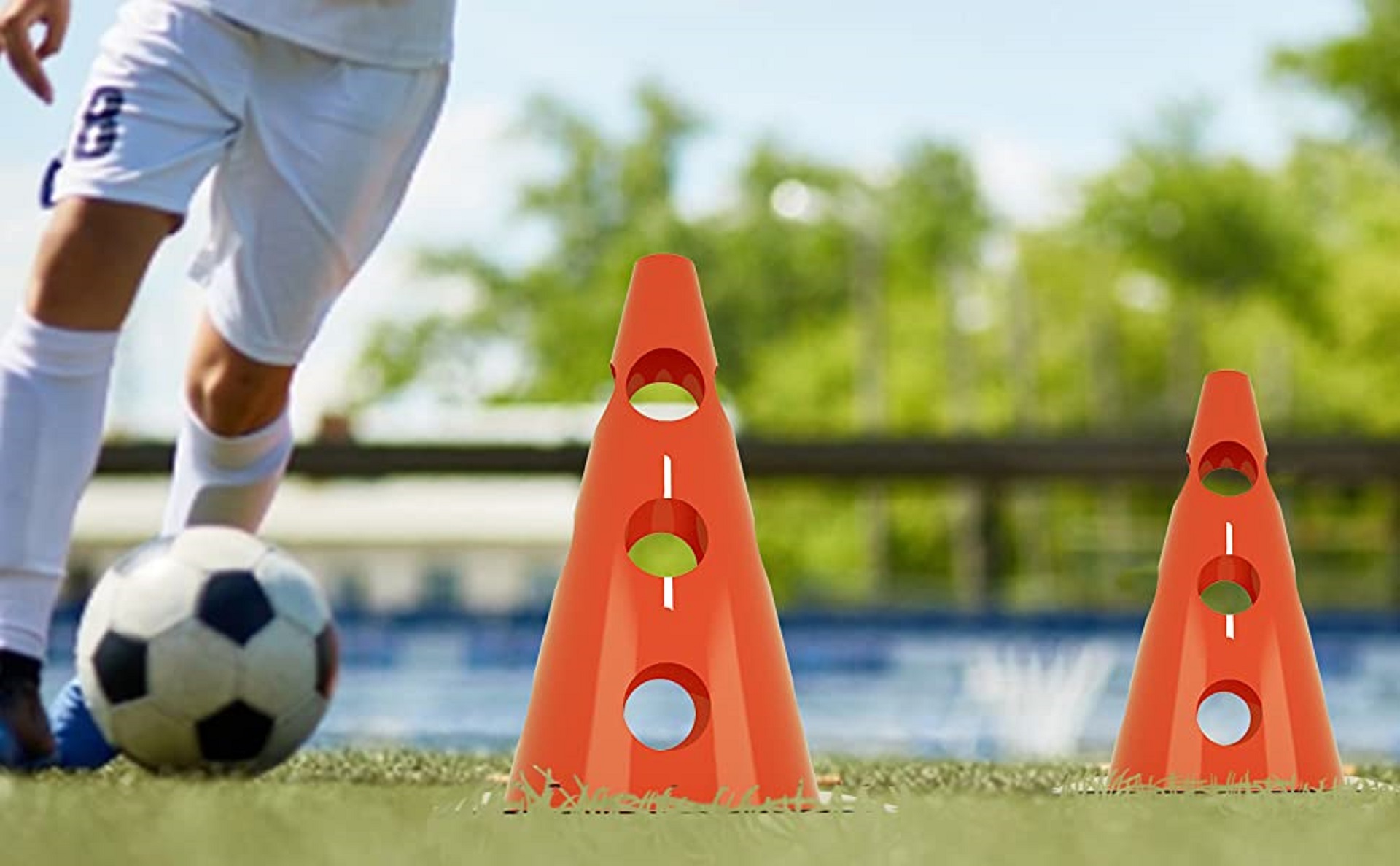 LZQ Sports Steekhoordenset – 6 Stuks Met 12 Kegels En 6 Stangen – Verstelbare Hoogtes – Voor Coördinatietraining, Kinderen, Sporters En Hondentherapie