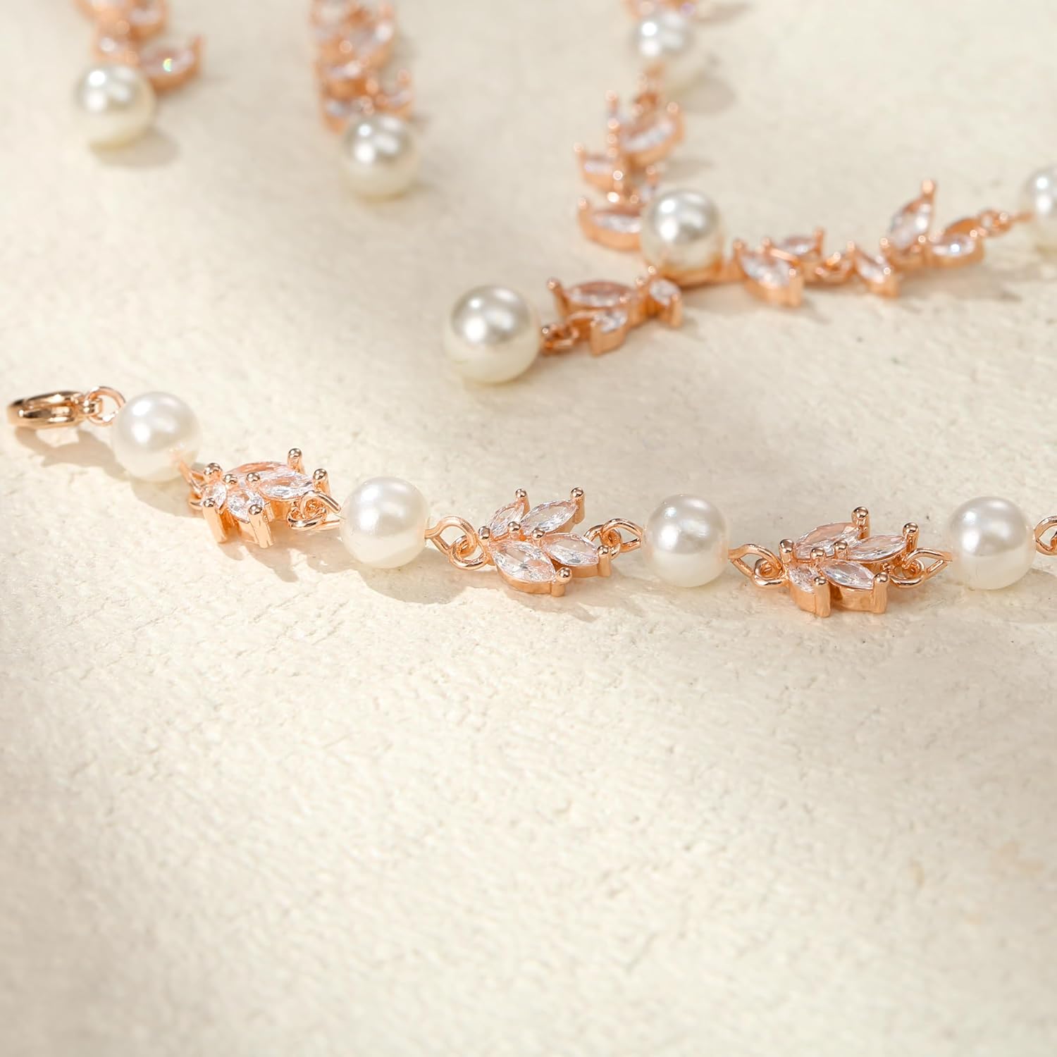Set Joyas Boda Ever Faith Perlas y Circonia para Novias y Damas 6