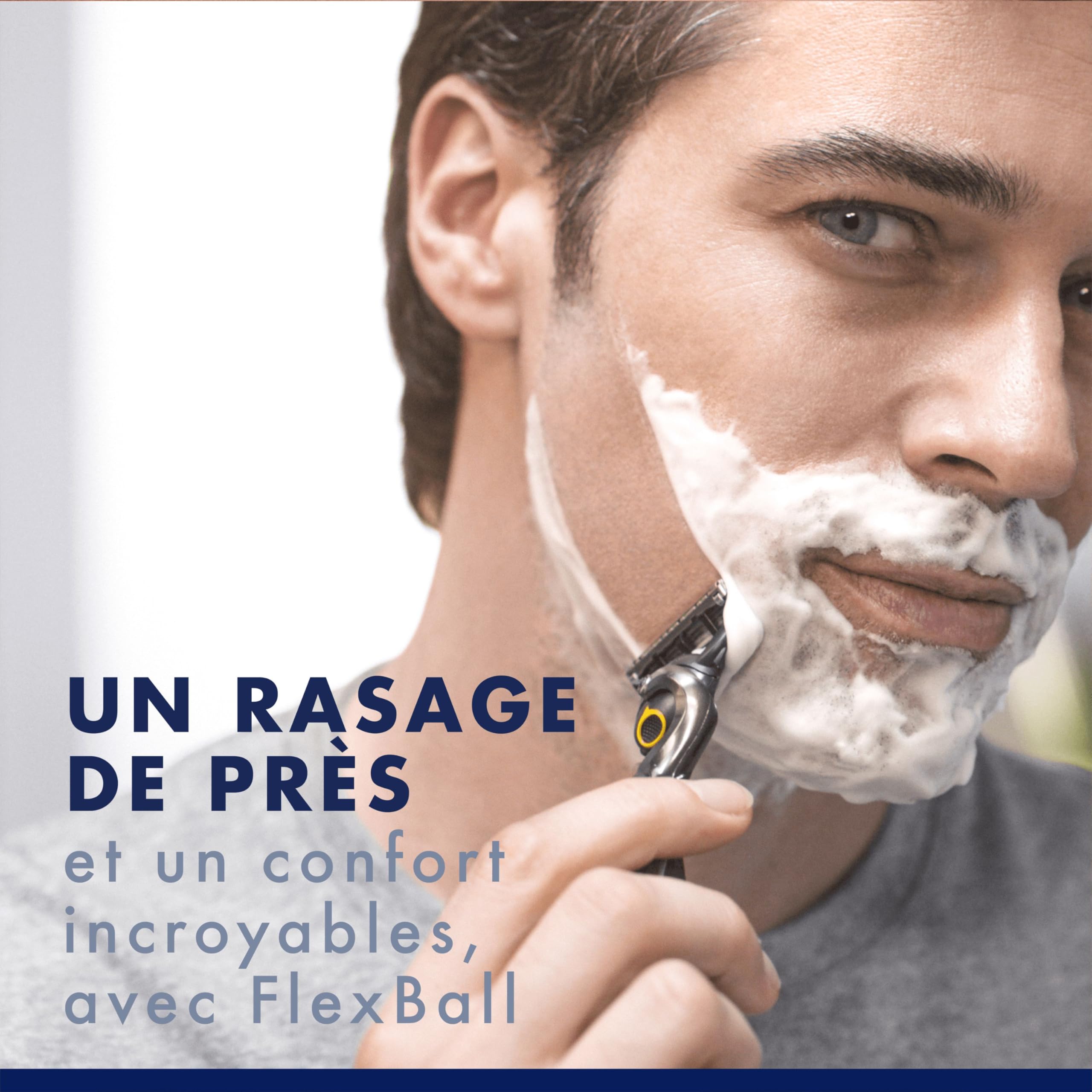 Gillette Rasoir Homme Proshield Power, Cartouche à 5 Lames, Argent | Manche Réutilisable, Tête Flexible en Acier Inoxydable Longue Durée, Bande Lubrifiante x2, 1 Recharge Jusqu’à 30 Rasages