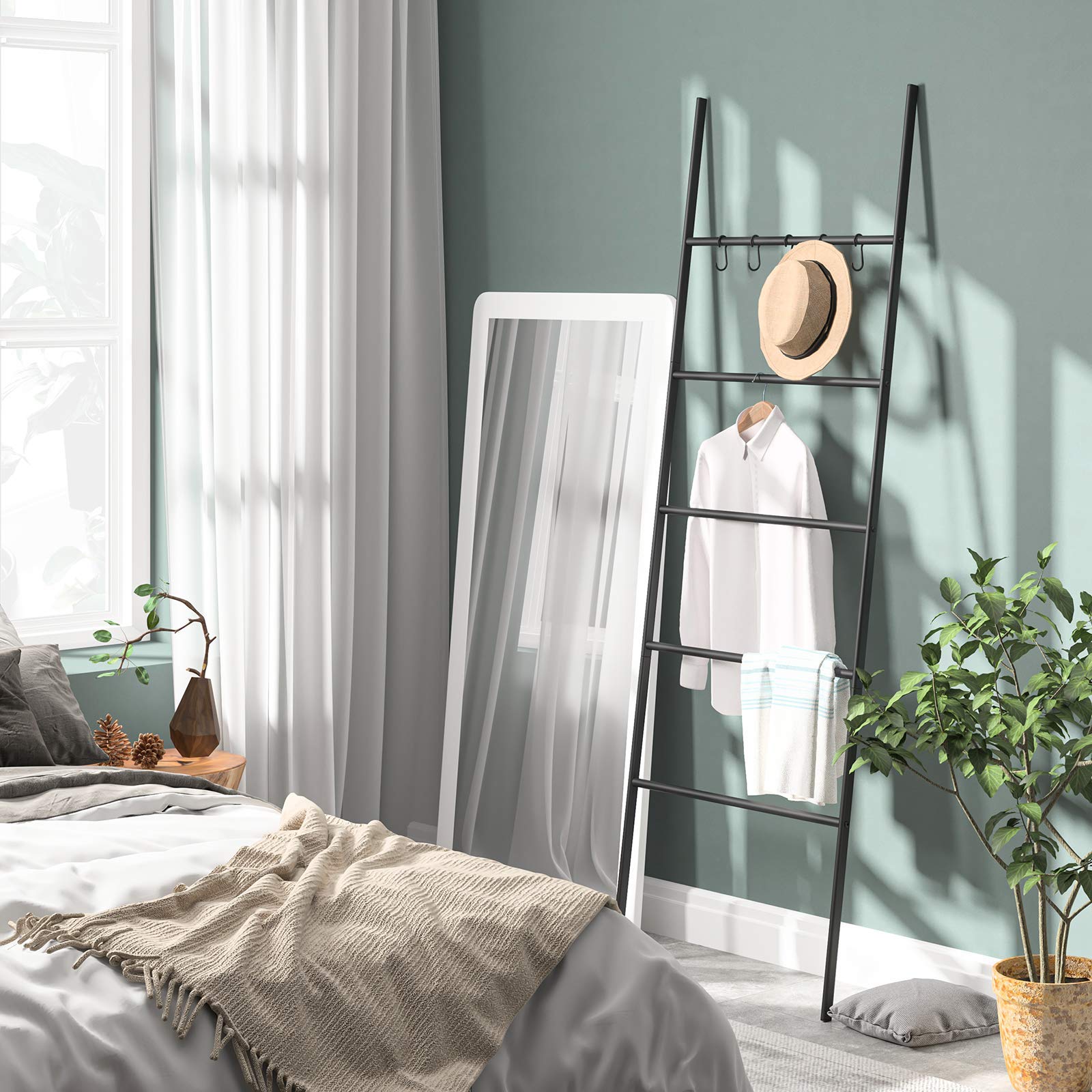 HOOBRO Étagère Échelle, Porte-Serviettes, avec 5 Amovibles Crochets, 58 x 177 cm, Gain de Place, Stable, pour Bain, Salon, Chambre, Bureau, Style Industriel, Montage Facile, Noir EBK62CJ01