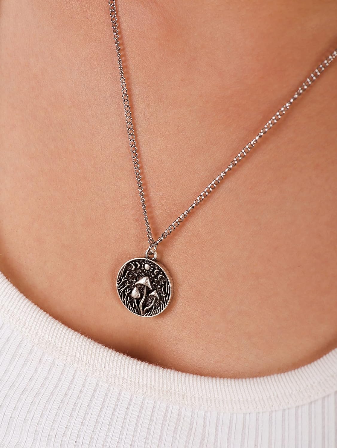 HAQUIL Mushroom With Triple Moon Pendant Necklace, Cute Mushroom Stuff Mushroom Necklace Vintage Mushroom Necklace Jewelry Gifts For Women - Image 6