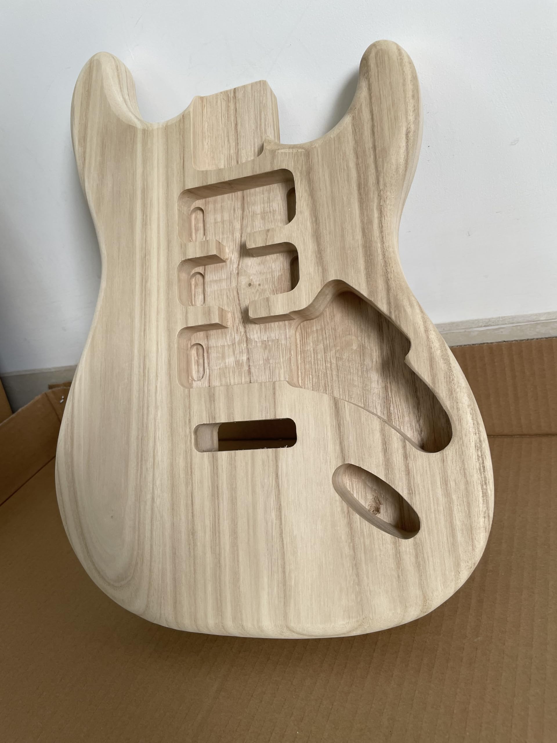 Unfinished Handcrafted Guitar Body Candlenut Wood Electric Guitar Body Guitar Barrel Replacement Parts for ST Style Guitars DIY Parts