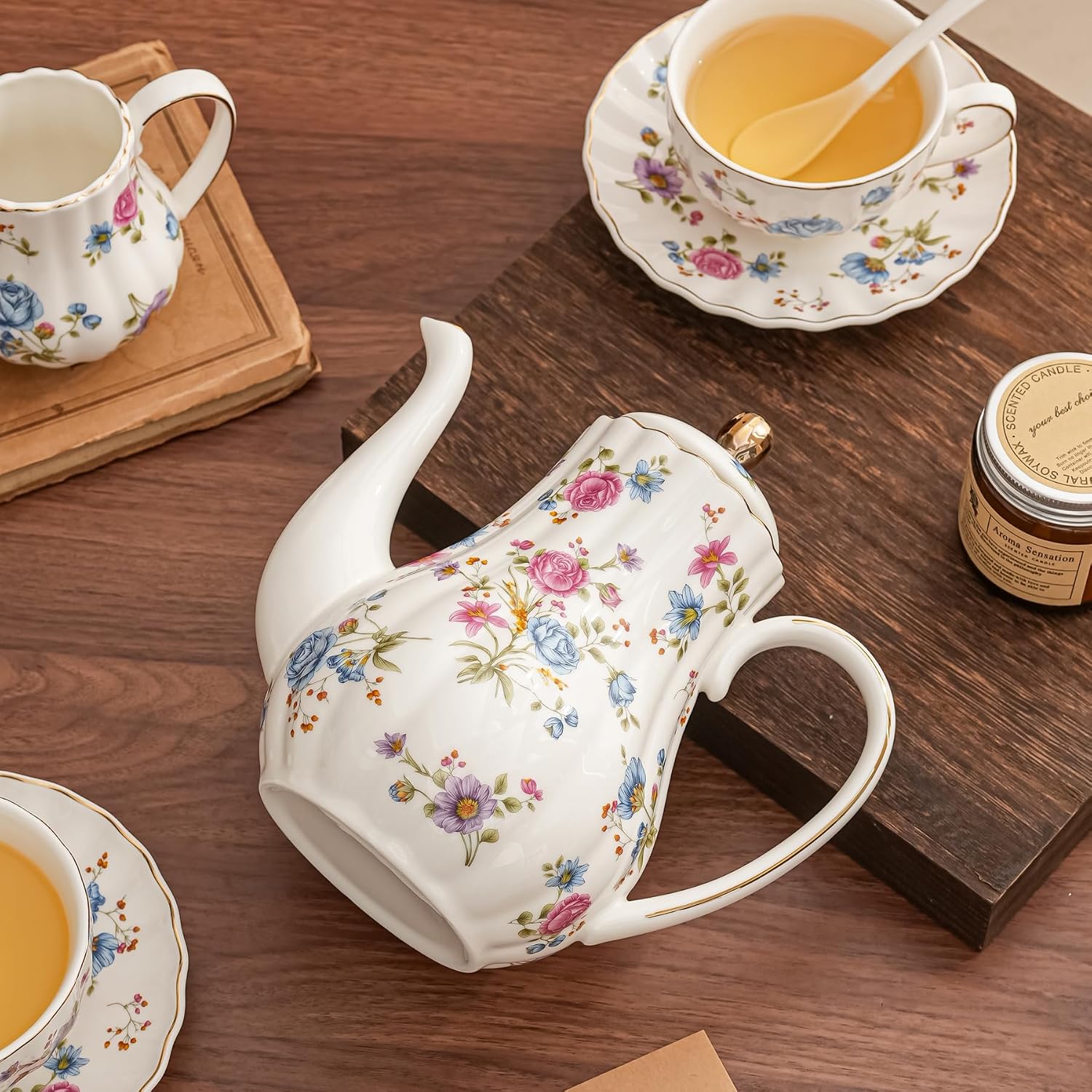 Floral Ceramic Teapot，33oz Teapot for Tea Party (Multicolor Floral)