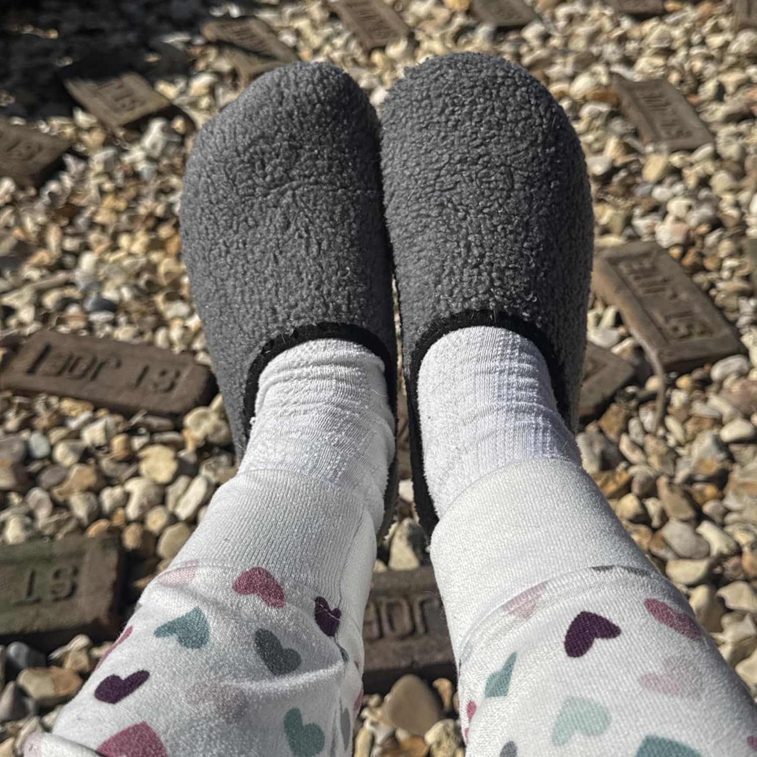 QFH Pantuflas para mujer y hombre, acogedoras, portátiles, de viaje, con suela de goma flexible, forro de terciopelo suave, pantuflas para interiores