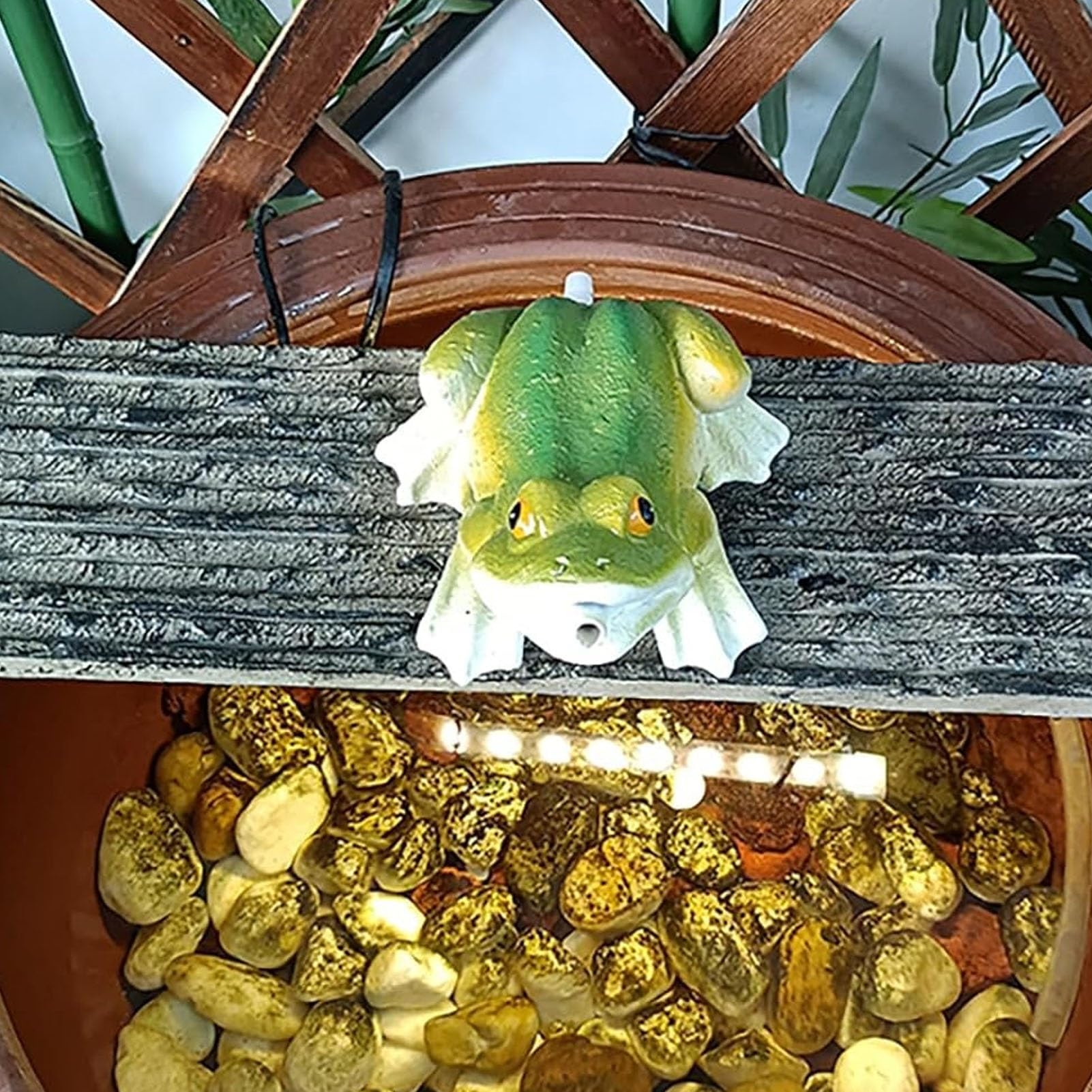 Fontanny do Małych Oczek Wodnych, Fontanna do Oczek Wodnych, Rzeźba do Krajobrazu Wodnego, Żywiczna Figurka Żaby do Oczek Wodnych, Fontanna Ogrodowa, Stylowa Ozdoba na Balkon