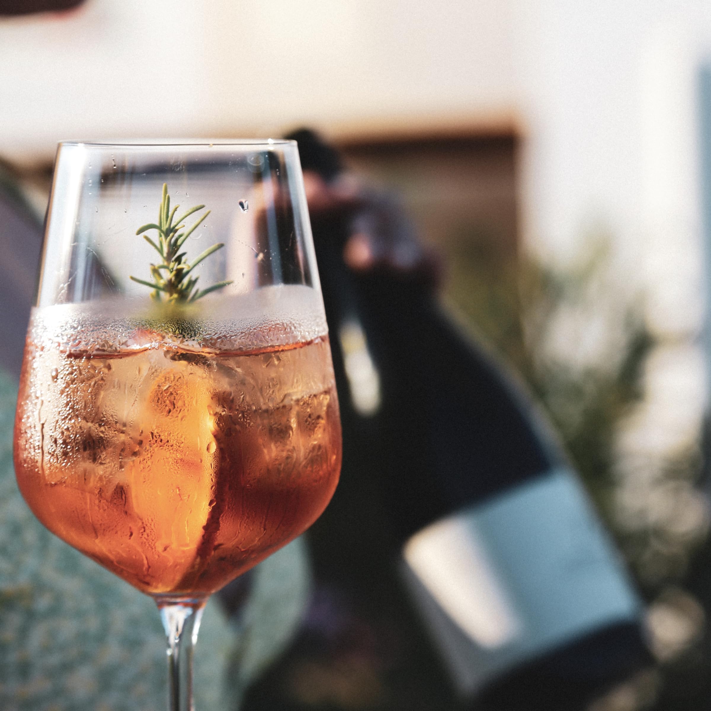 GEZWITSCHER CUVÉE Probierpaket alkoholfrei trocken 12er-Set vegan | feinperlig, vegan, nachhaltig und ideal zum Probieren | mit gratis Sektverschluss | Alkoholfreier Genuss mit vollem Geschmack