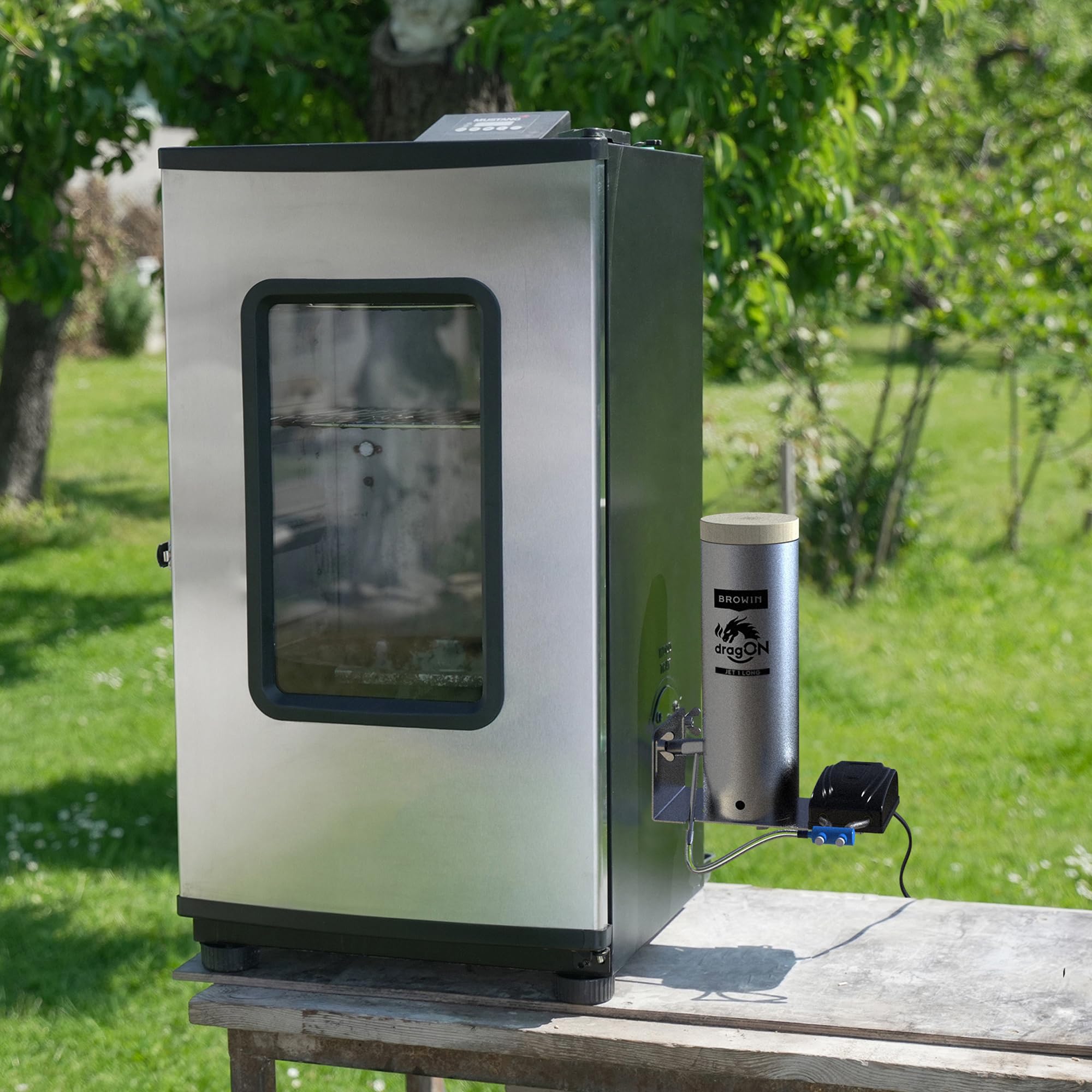 Browin Rauchgenerator DragON Jet 1 mit Pumpe 330143 | Kaltrauchgenerator aus Edelstahl | für jeden Räucherofen | innovative Düse | Perfekter Rauchgenuss für exquisite Geschmackserlebnisse