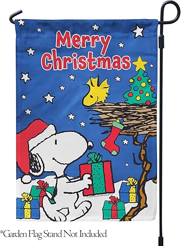 Flagology. com, PEANUTS Merry Christmas Snoopy and Woodstock - Bandera de jardín de 12.5 x 18 pulgadas, bandera para exteriores, tela exclusiva de
