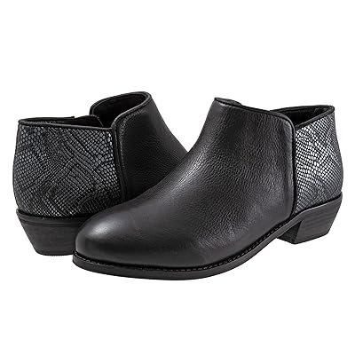SoftWalk Rocklin Women