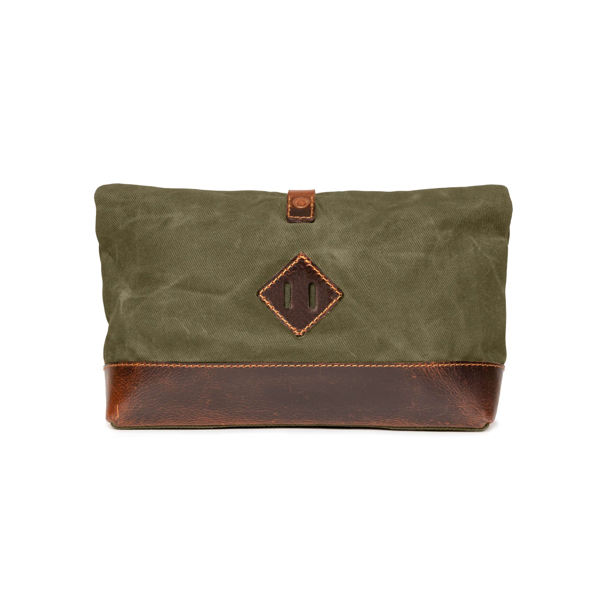 DRAKENSBERG Grande beauty case "Otis" in tela cerata, idrorepellente, espandibile, design roll-top, fino a 8 l, verde bosco
