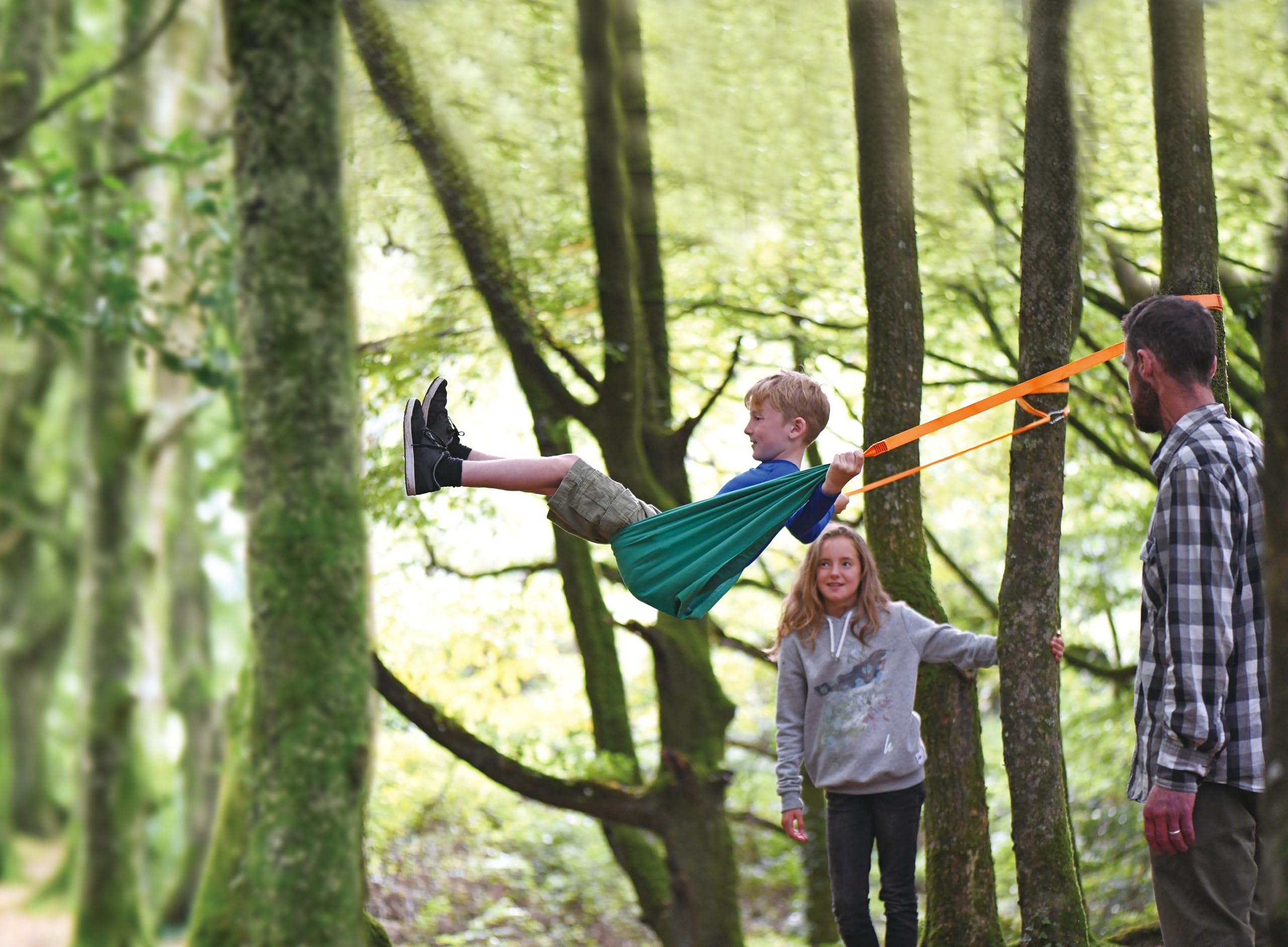 Swing, Hape Pocket Swing For Kids And Adults (Nature Fun Outdoor Toys Series). 5 years +