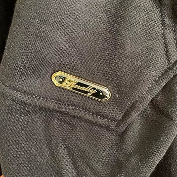 安室奈美恵　Finally グッズ　ZIP パーカーM BIG ZIP パーカー Amazon.co.jp: 安室奈美恵 25周年 Finally ツアーグッズ BIG ZIP