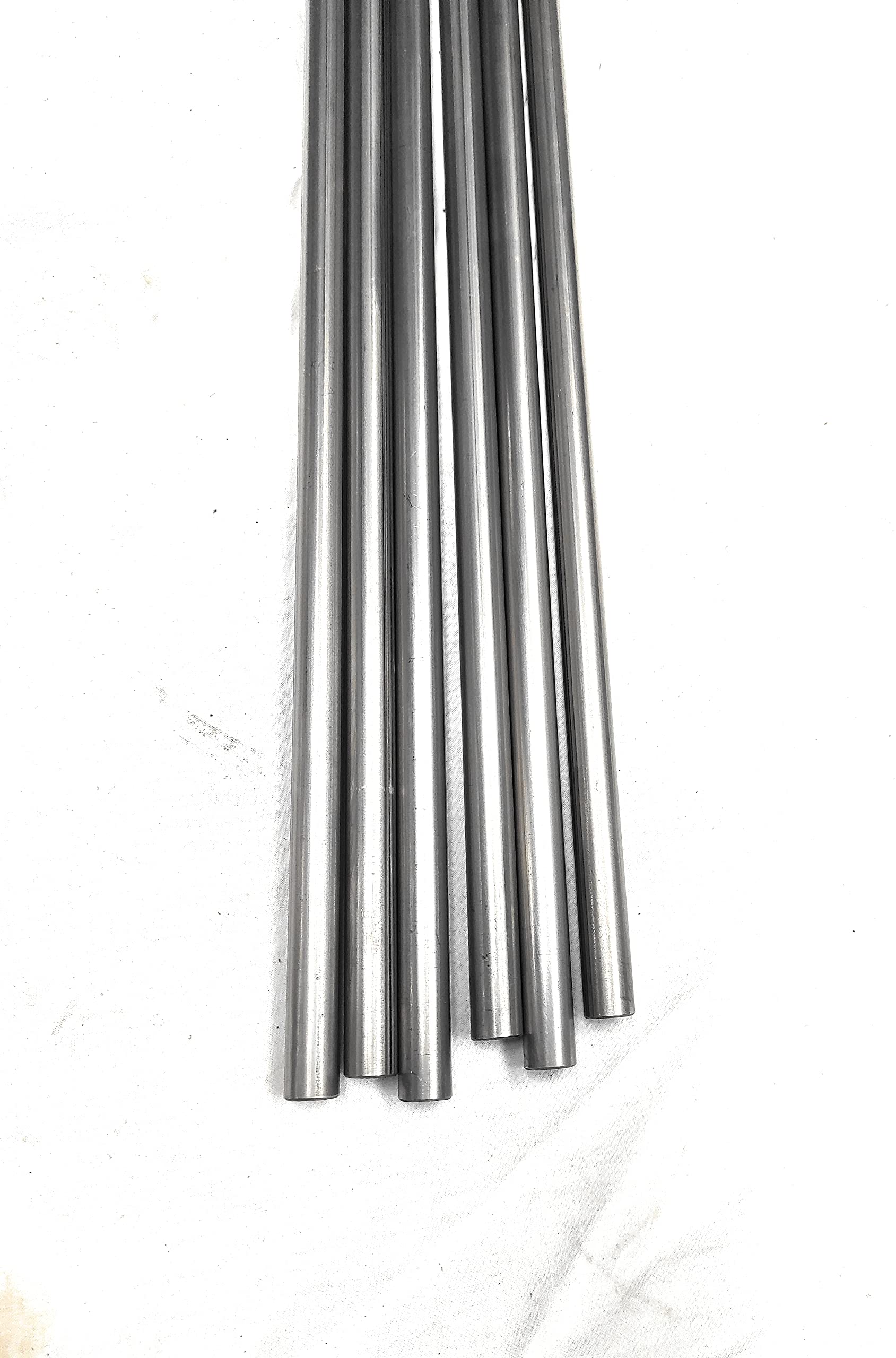 Tubo redondo de 16 mm. en 1,5 mm. de espesor. Hierro normal. Set de 6 uds de 1 metro