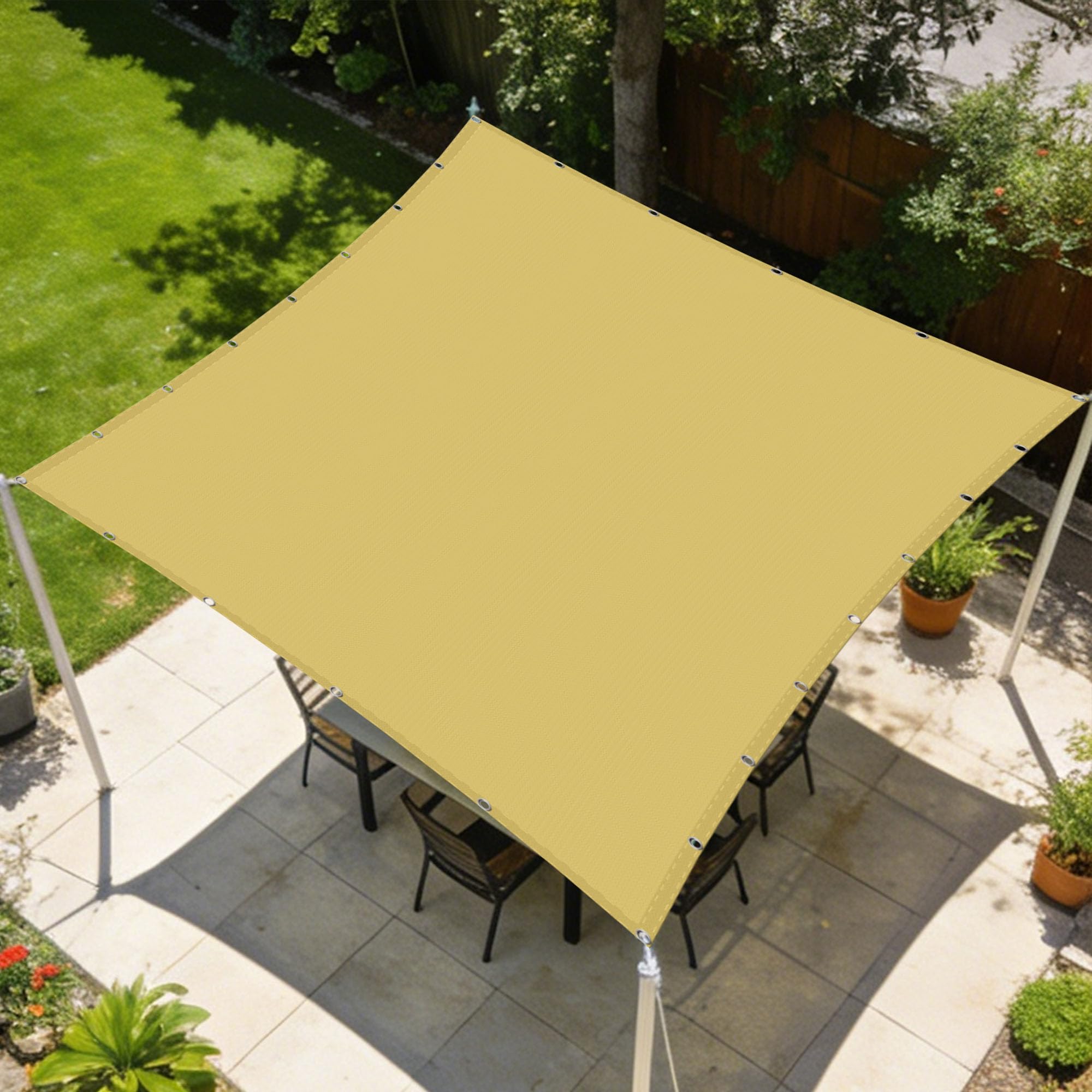 Voile d'ombrage imperméable et respirant protégeant du soleil sur le balcon et la terrasse