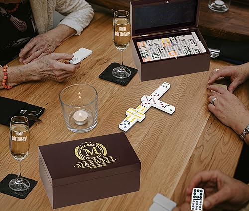 Miniatura 3 de Juego de dominó personalizado con caja grabada personalizada con monograma, regalo personalizado para cumpleaños de papá, jubilación, juego de