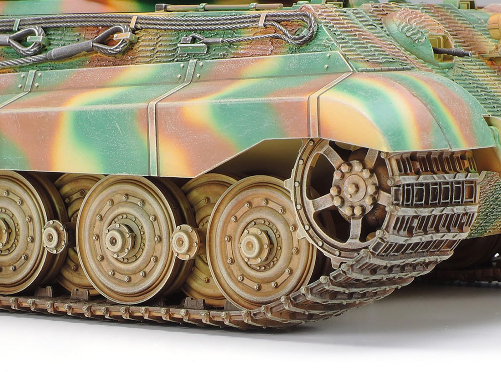 ミリタリー 1/35 ドイツ軍兵９体フィギュアセット&1/35キングタイガー ドイツ重戦車 キングタイガー (ヘンシェル砲塔) (プラモデル) - ホビー
