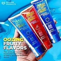 Vista 2 de Kidsmania Ooze Tube Candy - Paquete variado de 3-2 tubos de frambuesa azul y 1 tubo de caramelo de cereza Kidsmania Squeeze - Frambuesa azul