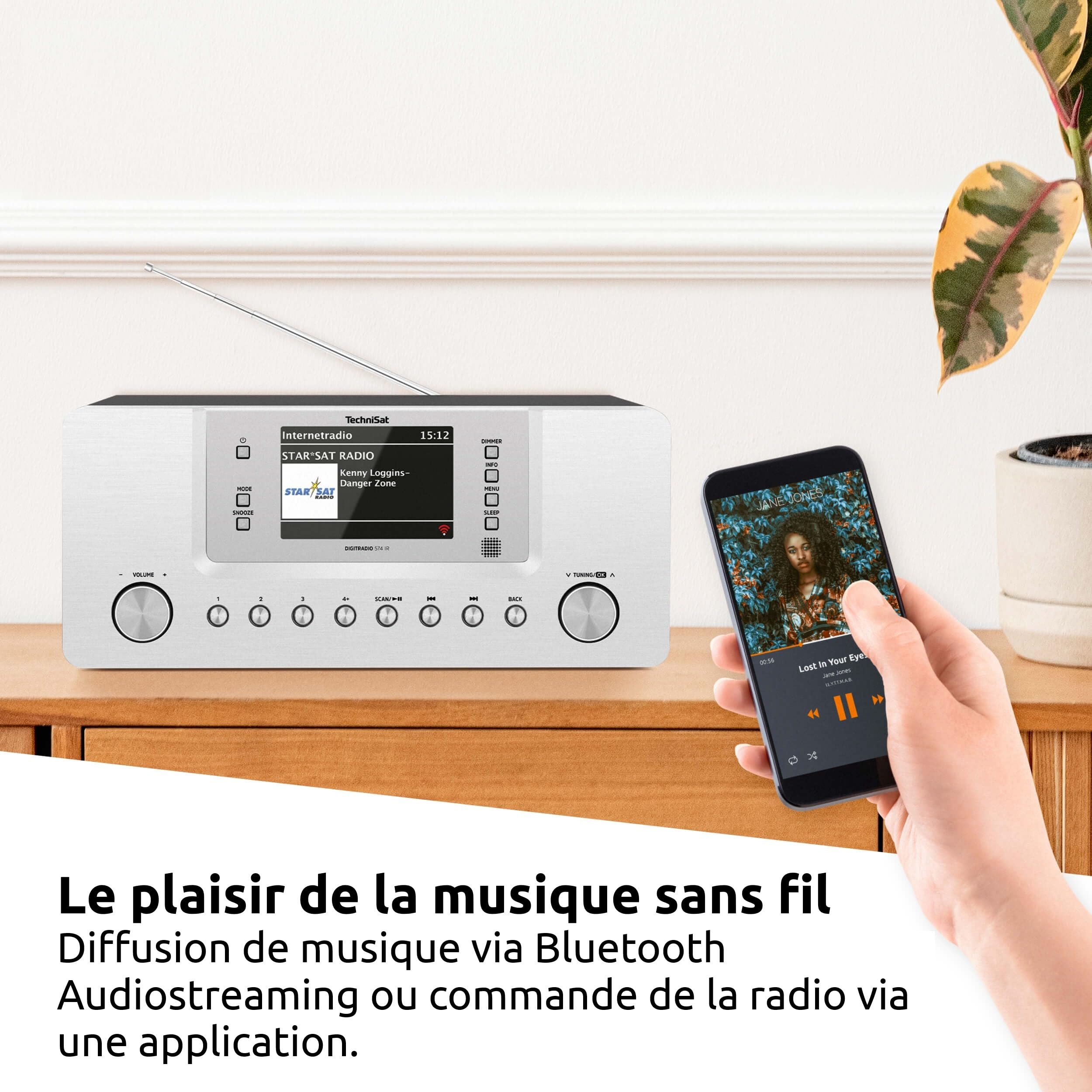 TechniSat DIGITRADIO 574 IR - Radio Internet stéréo (Dab+, FM, Wi-FI, Streaming Audio Bluetooth, écran Couleur 4 Pouces, USB, AUX in, Prise Casque, réveil, 10 W, Application/télécommande) Argent