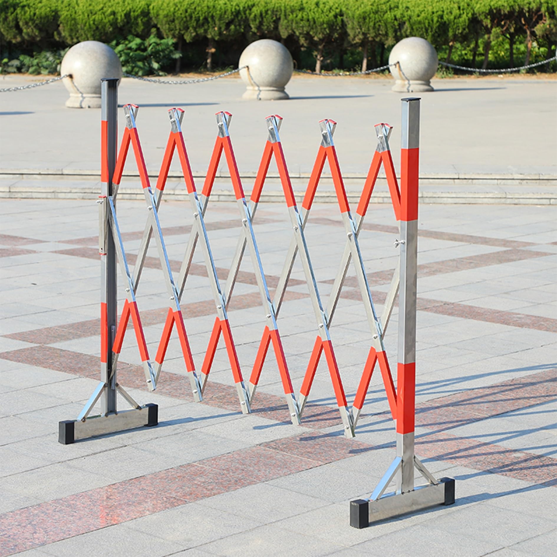 Barrière de circulation portable pour la sécurité extérieure et le balisage des espaces