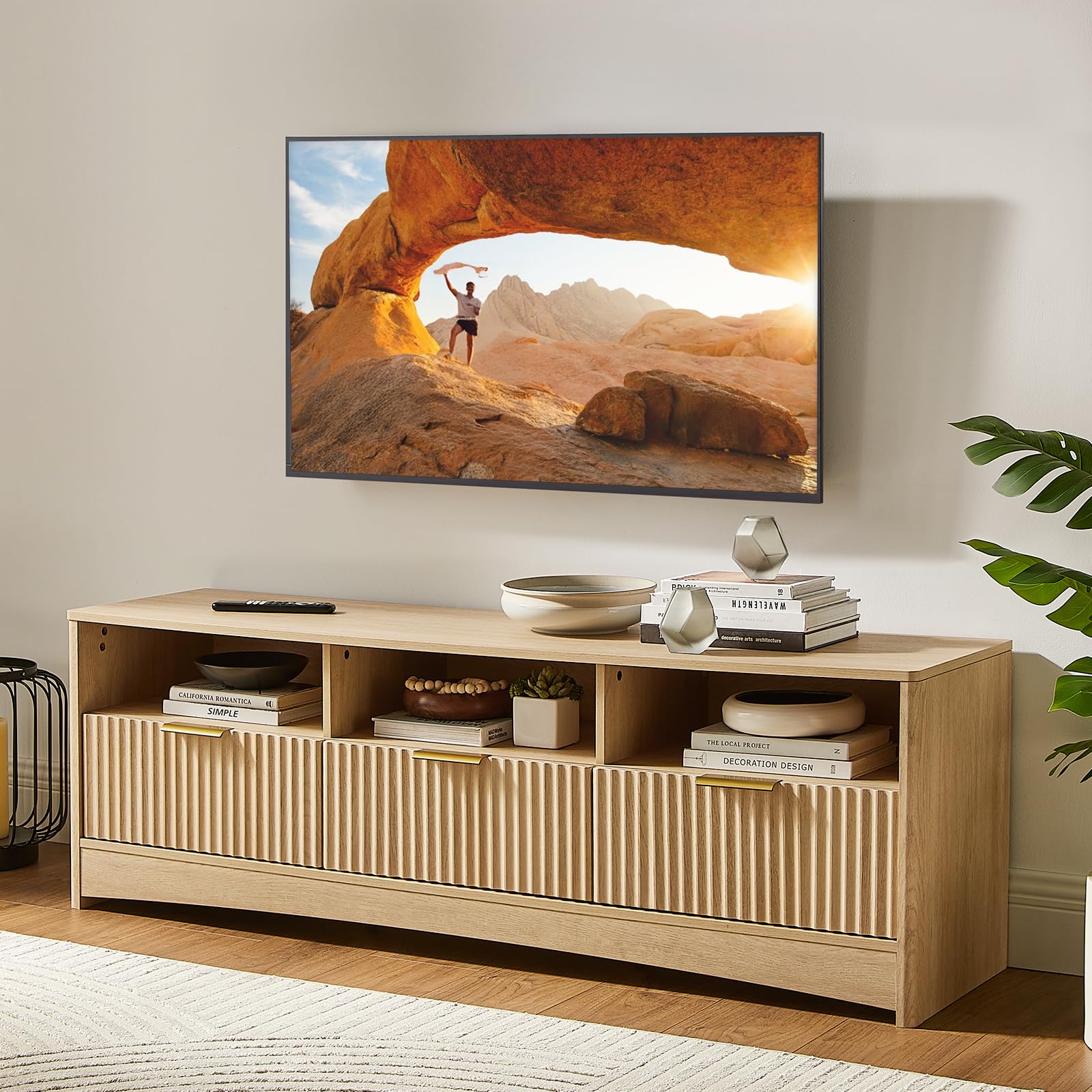 Amada 59 Inch Fluted TV Stand in Natural Oak