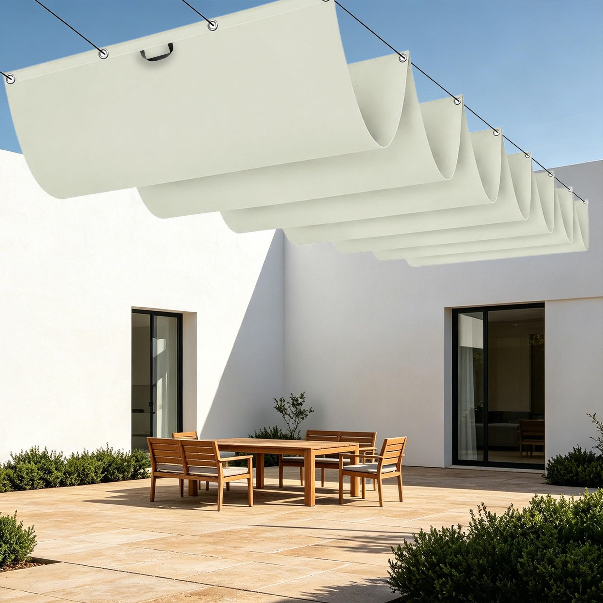 Toile ombrage rétractable vague contre la chaleur et la pluie sur la terrasse