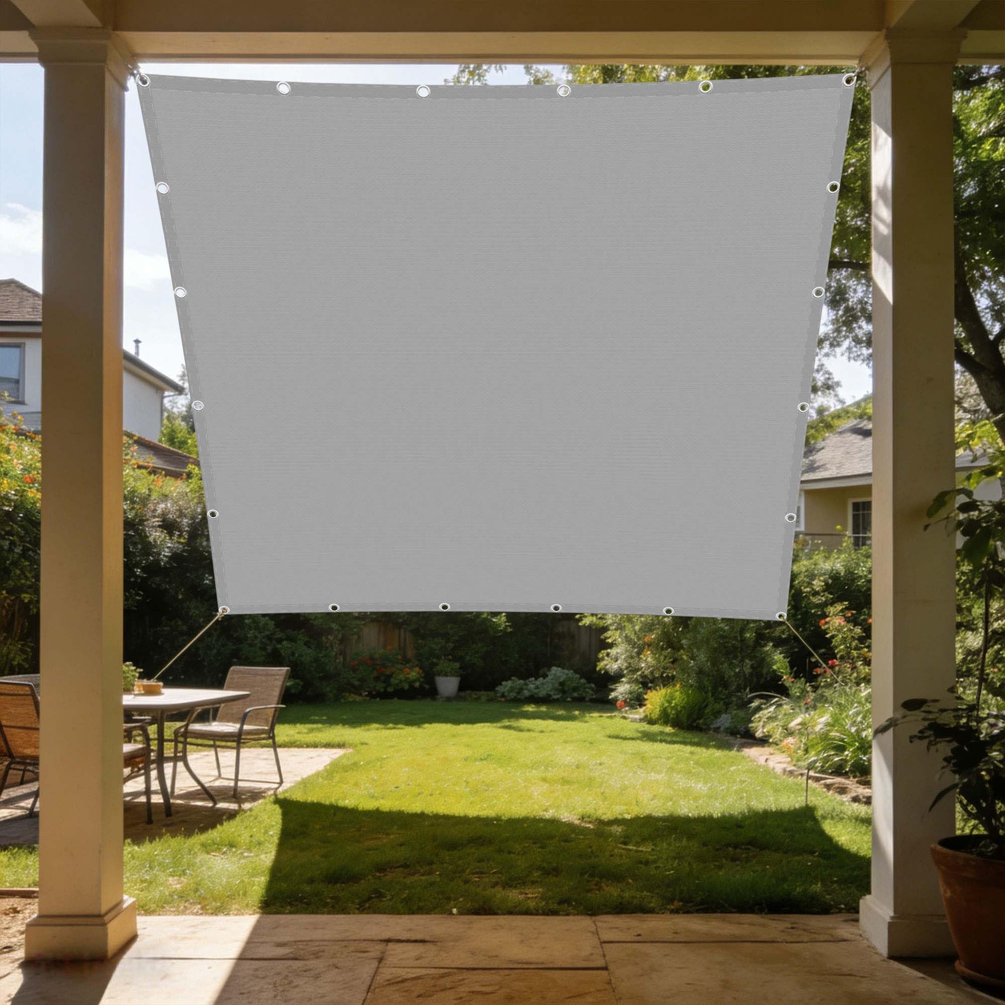 Voile d'ombrage imperméable pour aménager votre terrasse d'été