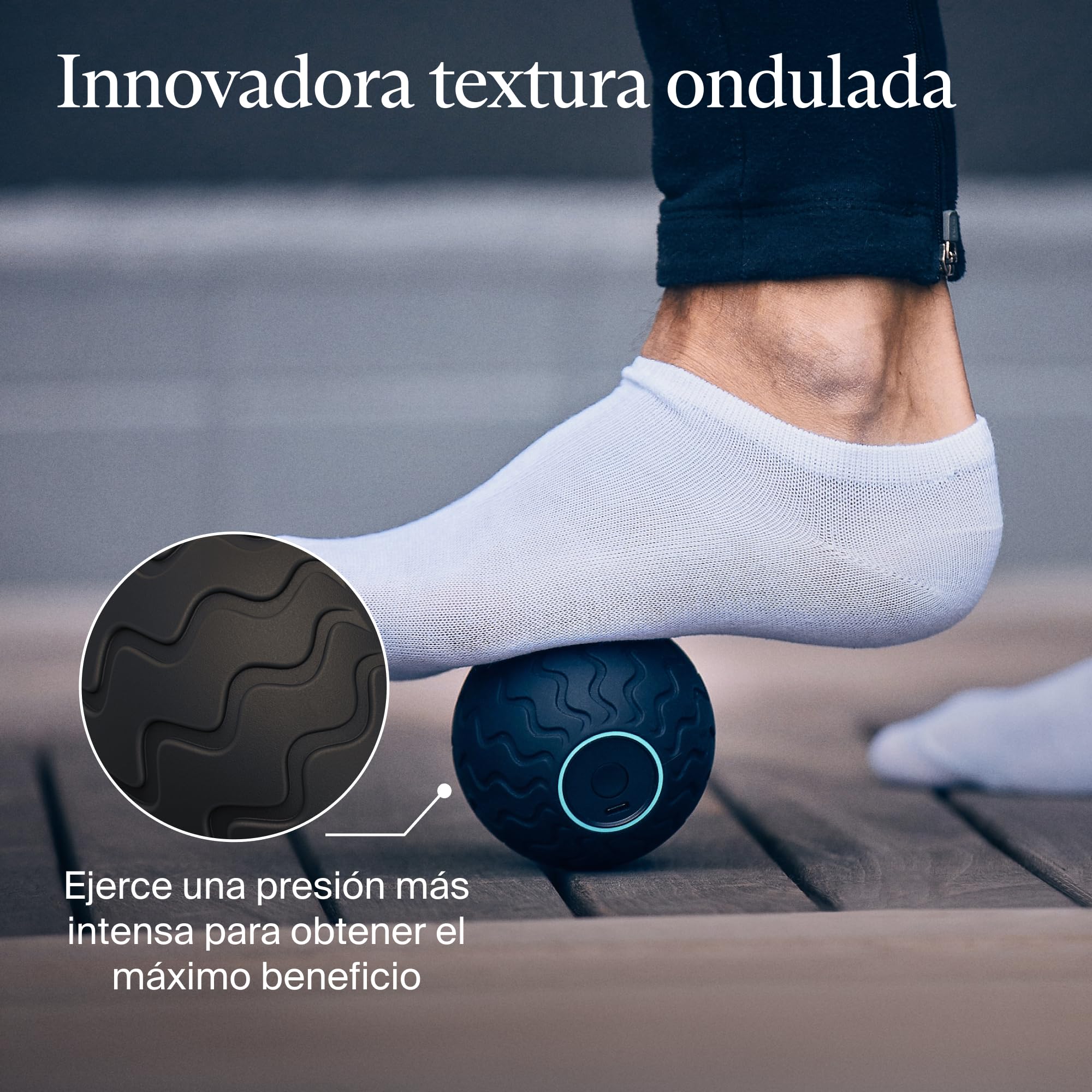 Wave Series Wave Solo: dispositivo de masaje portátil compatible con Bluetooth, bola de terapia de vibración ultraportátil, 3 frecuencias de vibración personalizables en la aplicación Therabody