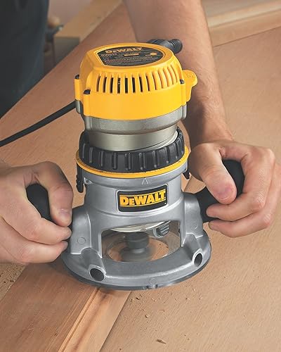 Miniatura 3 de DEWALT Router, velocidad variable, base fija, 2-14 HP (DW618K) , amarillo