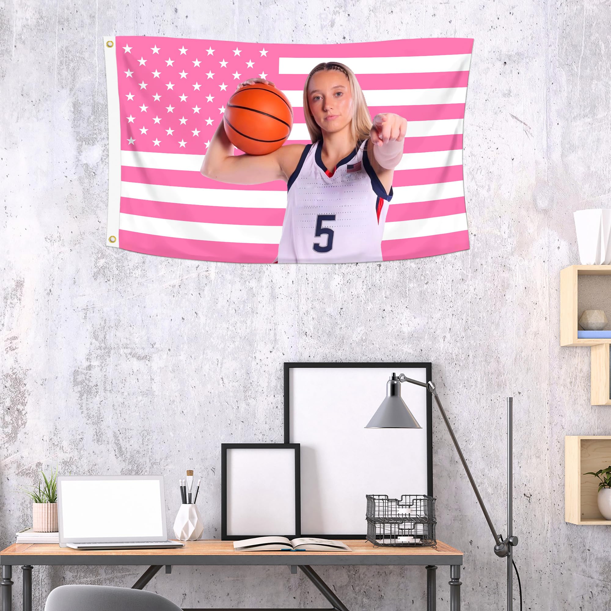 Shmbada Paige Bueckers Flagge – 90x152 Cm, Doppelt Genäht, Polyester, Mit Messingösen – Für Indoor & Outdoor, Wandbehang & Dekoration Shmbada Paige Bueckers Flagge – 90x152 Cm, Doppelt Genäht, Polyester, Mit Messingösen – Für Indoor & Outdoor, Wandbehang & Dekoration