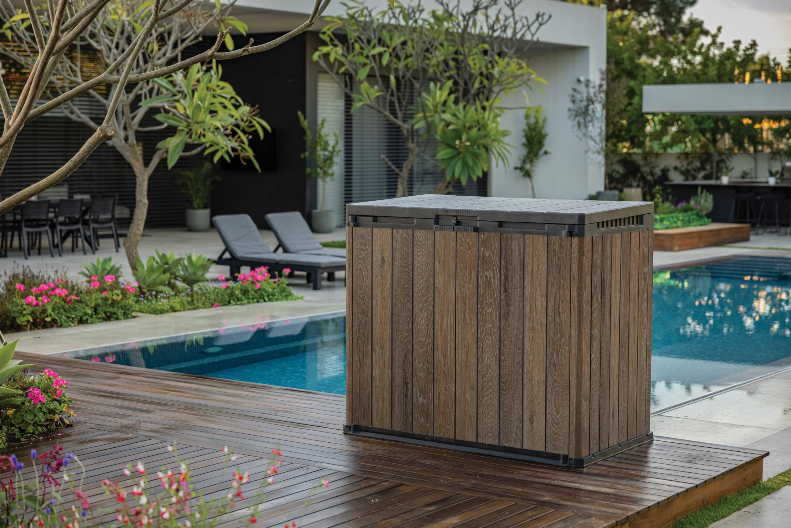 Keter Store It Out Darwin Walnuss Optik – 1100 L Gartenbox, Gerätebox, Aufbewahrungsbox – Holzoptik, wetterfest, abschließbar, Signature Collection
