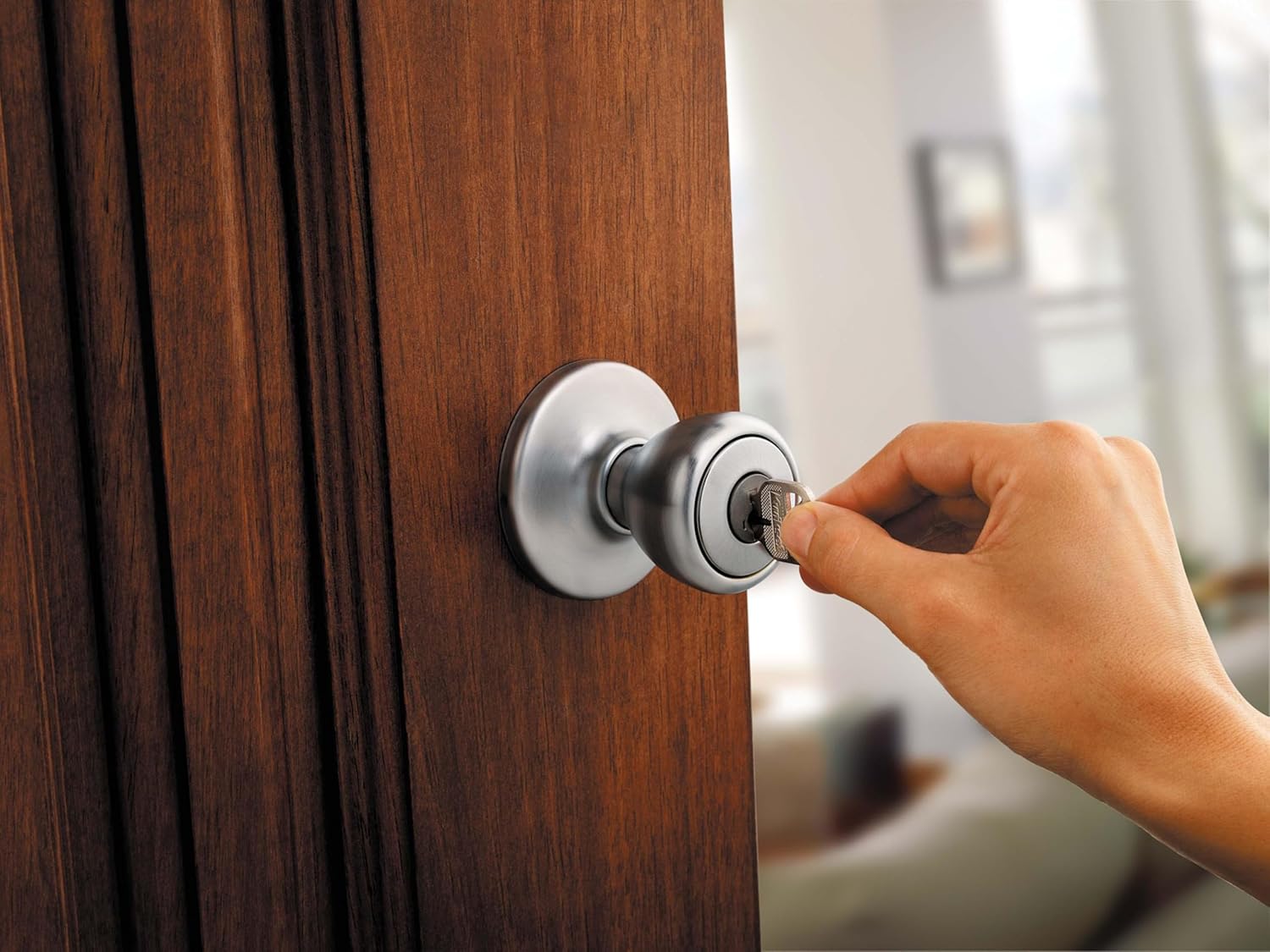 Kwikset 400P-S Polo Single Cylinder Keyed Entry Lever Set with Round Rose and SmartKey - Antique Brass