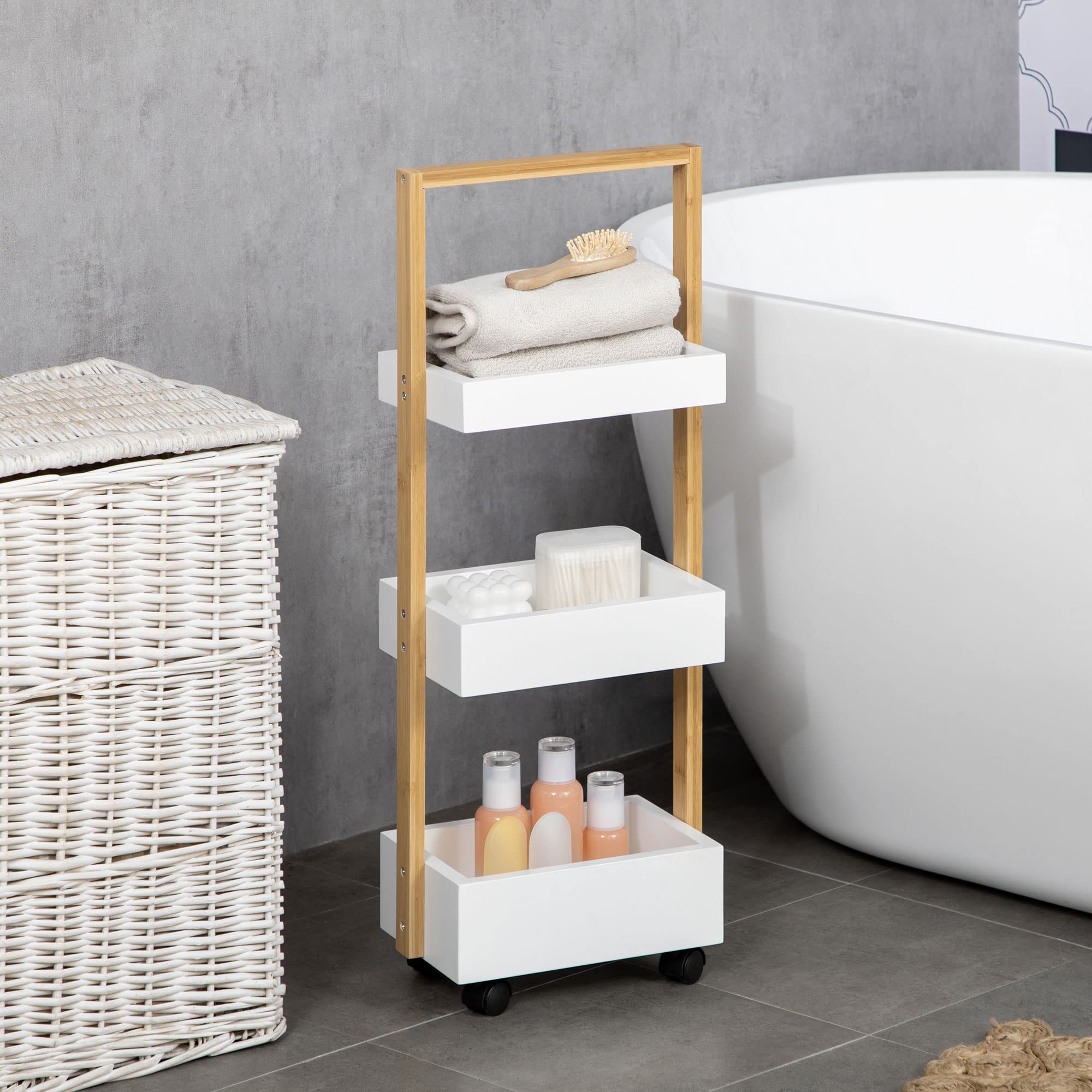 HOMCOM Carrito de Almacenamiento Delgado 28x18x75 cm Blanco y Natural | de Bambú, Carro Auxiliar, con Ruedas, Carrito de Cocina, con 3 Cestas y Asa, para Salón Baño