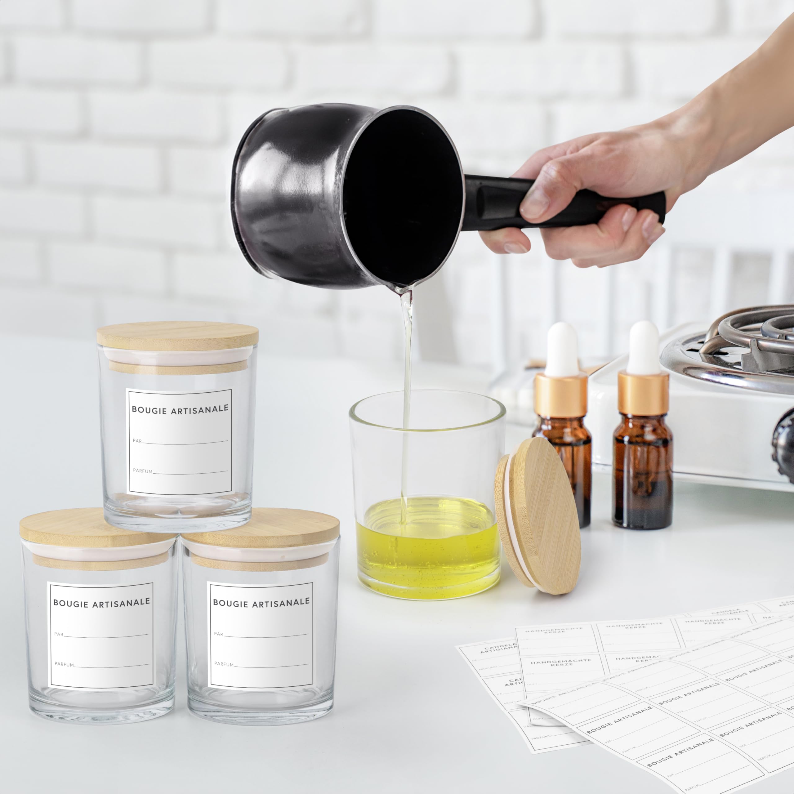 Winter Shore Pots en Verre avec Couvercle en Bambou 300 ml (Lot de 16) | Kit de Fournitures pour la Fabrication de Bougies avec Mèches & Étiquettes Incluses, Pots pour Bricolage & Cire à Bougies